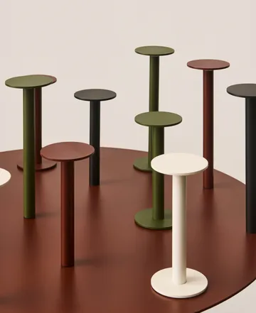 Candeeiro portátil Host - Oliva, 22 cm - HAY