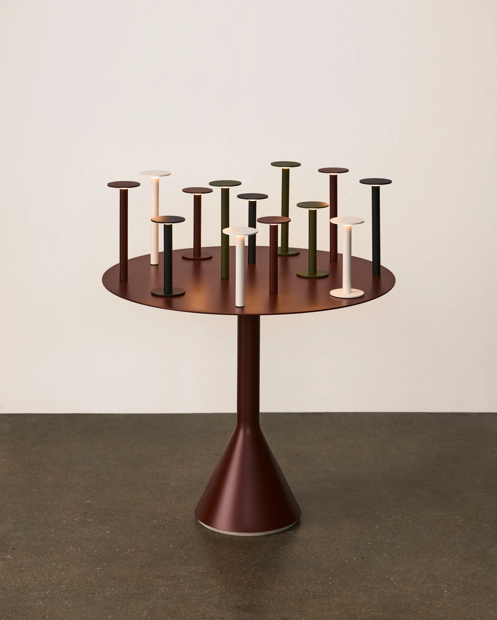 Candeeiro portátil Host, Oliva, 22 cm HAY