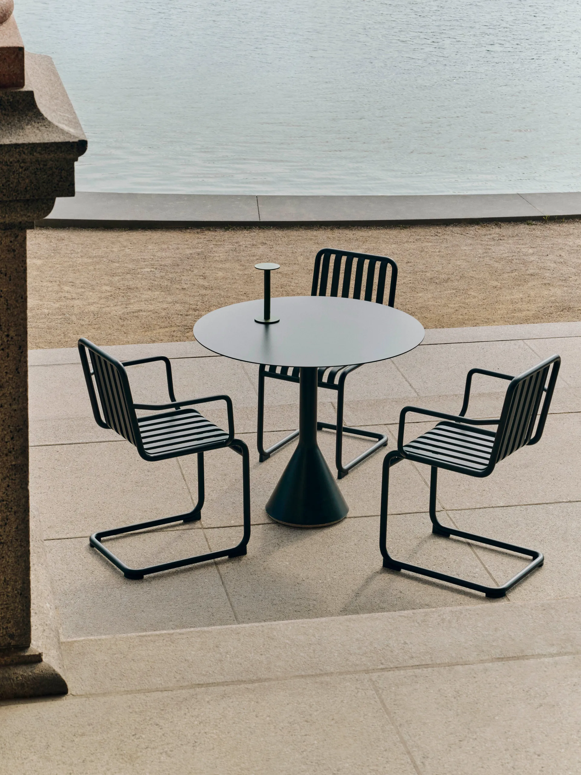 Candeeiro portátil Host, Oliva, 22 cm HAY