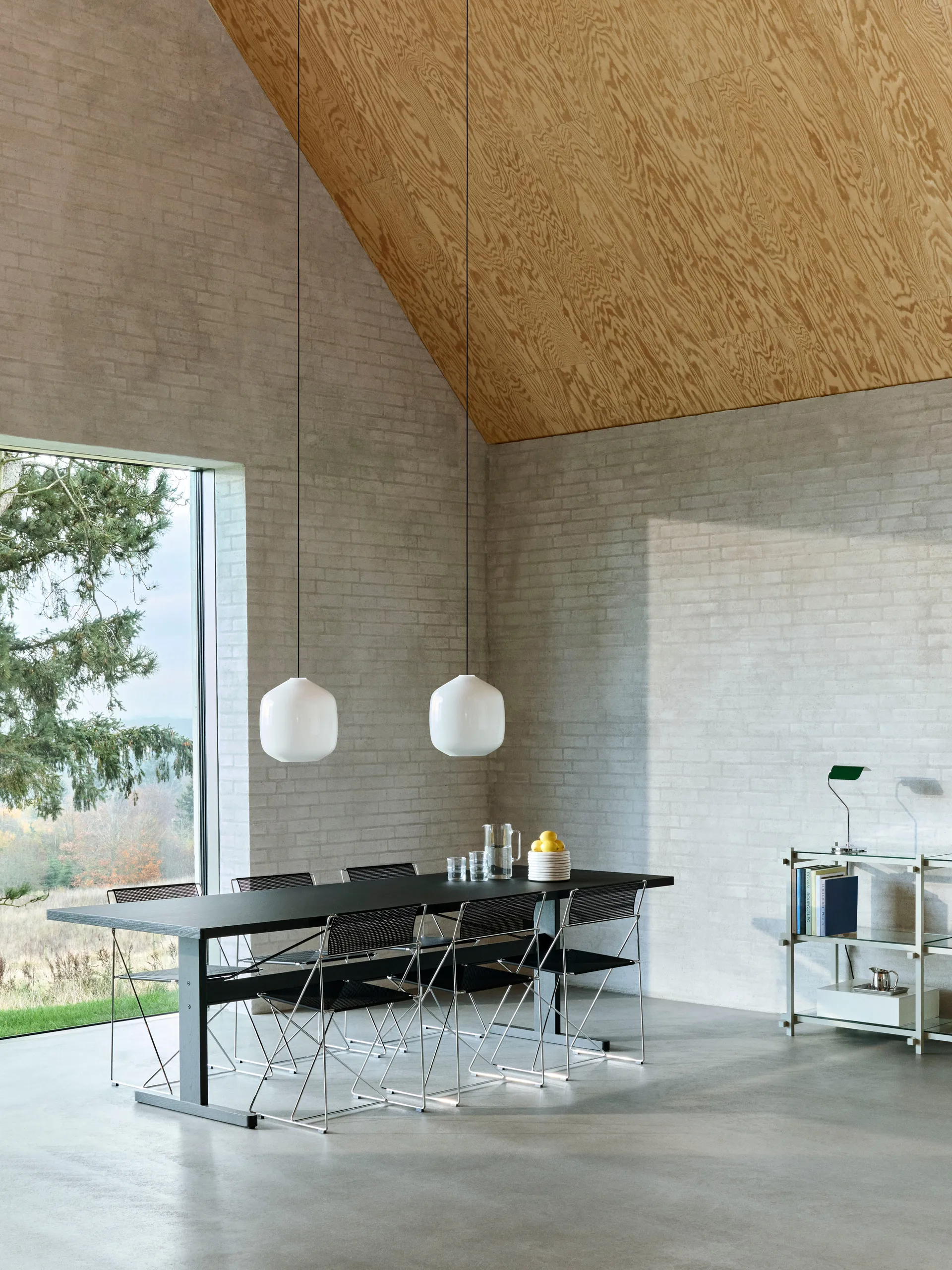 Candeeiro suspenso Buoy Ø30 cm, Opal glass-clay white HAY