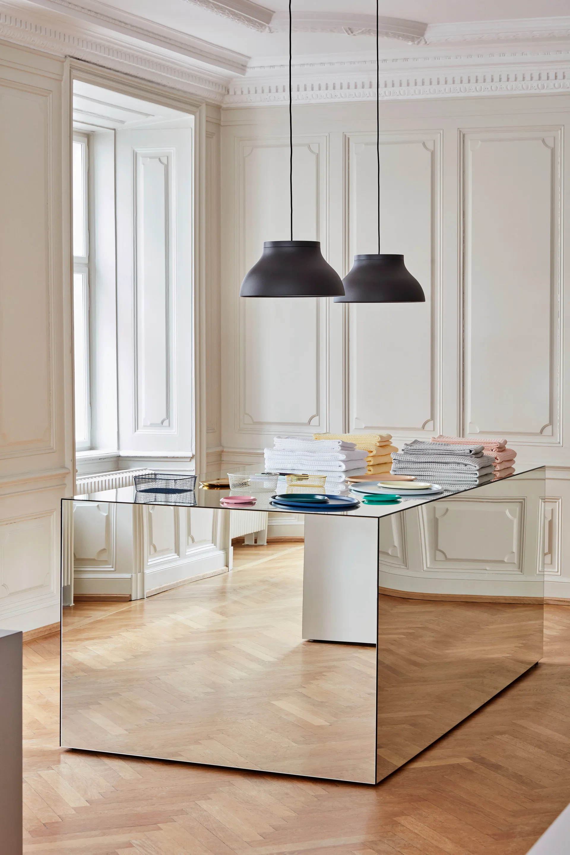 Candeeiro suspenso PC M Ø40 cm, Soft black HAY