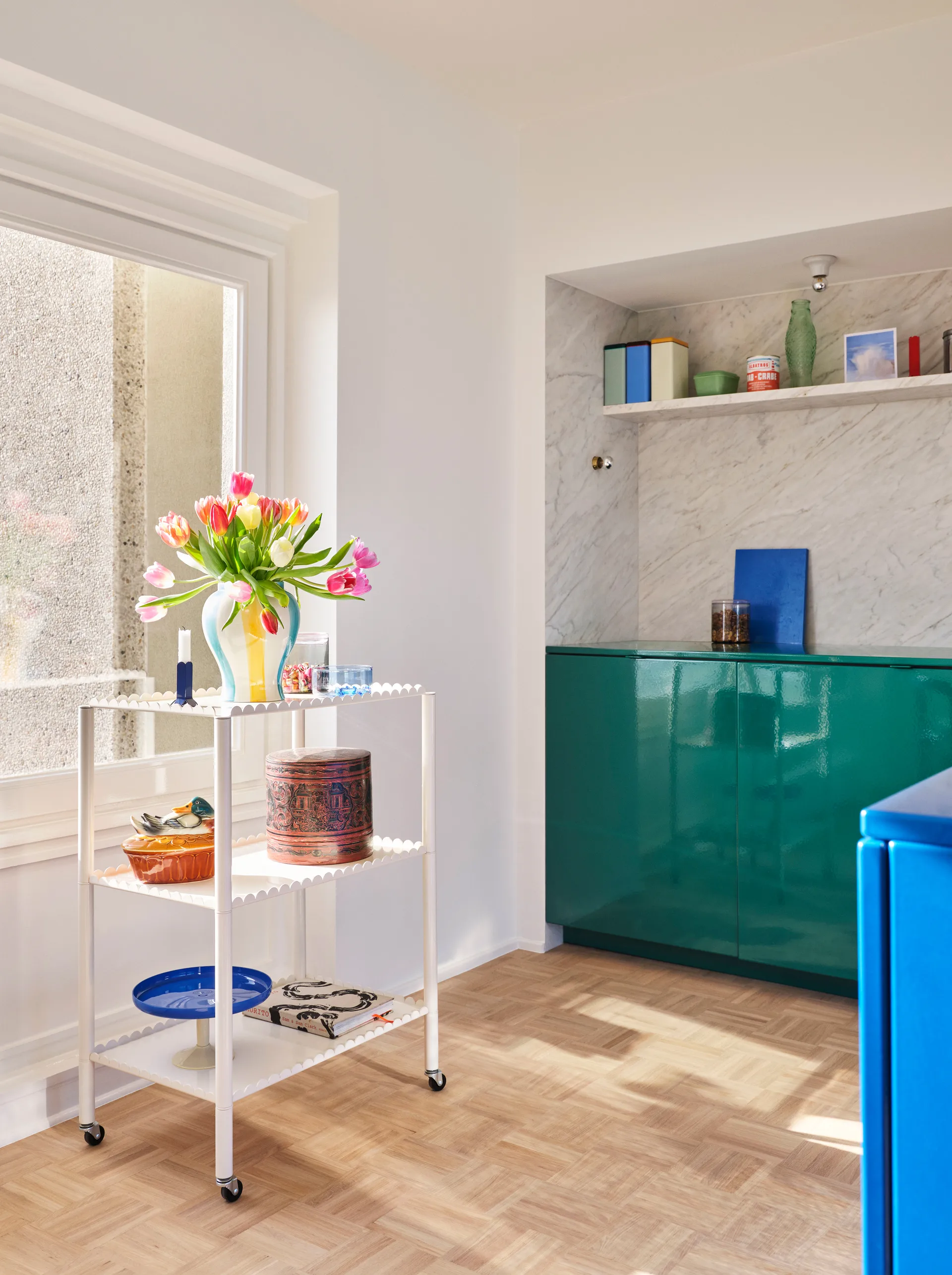 Carrinho de serviço Arcs Trolley High, Eggshell HAY