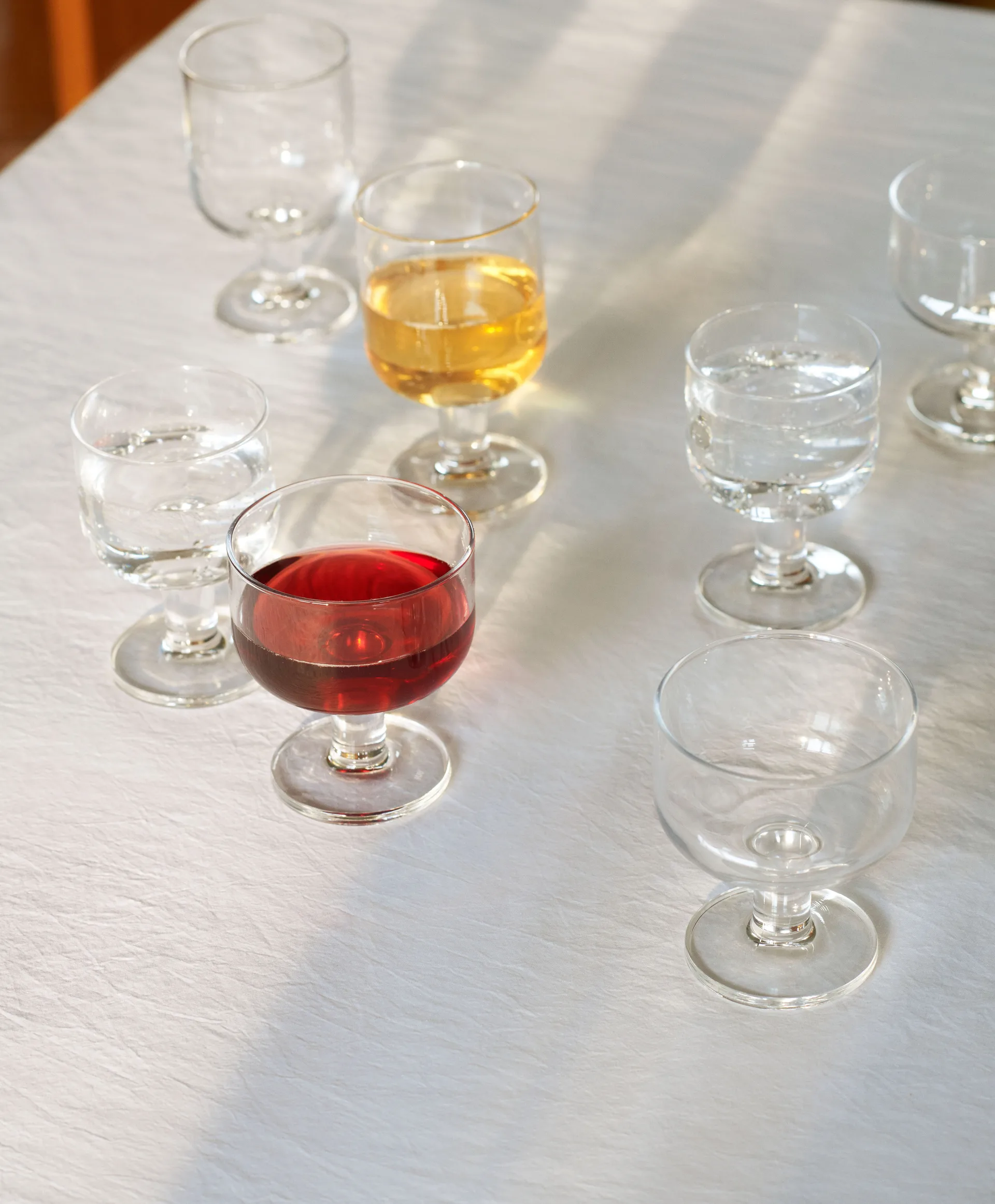 Copo com pé Tavern, M 20 cl HAY