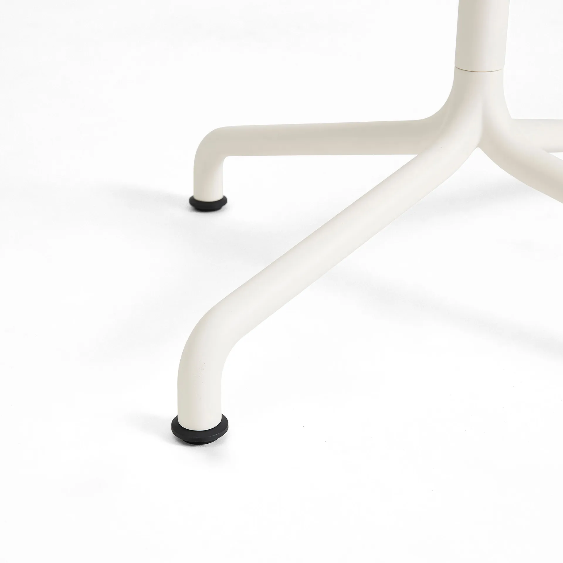 Deville mesa, Creme branco, 60x70x74 cm HAY