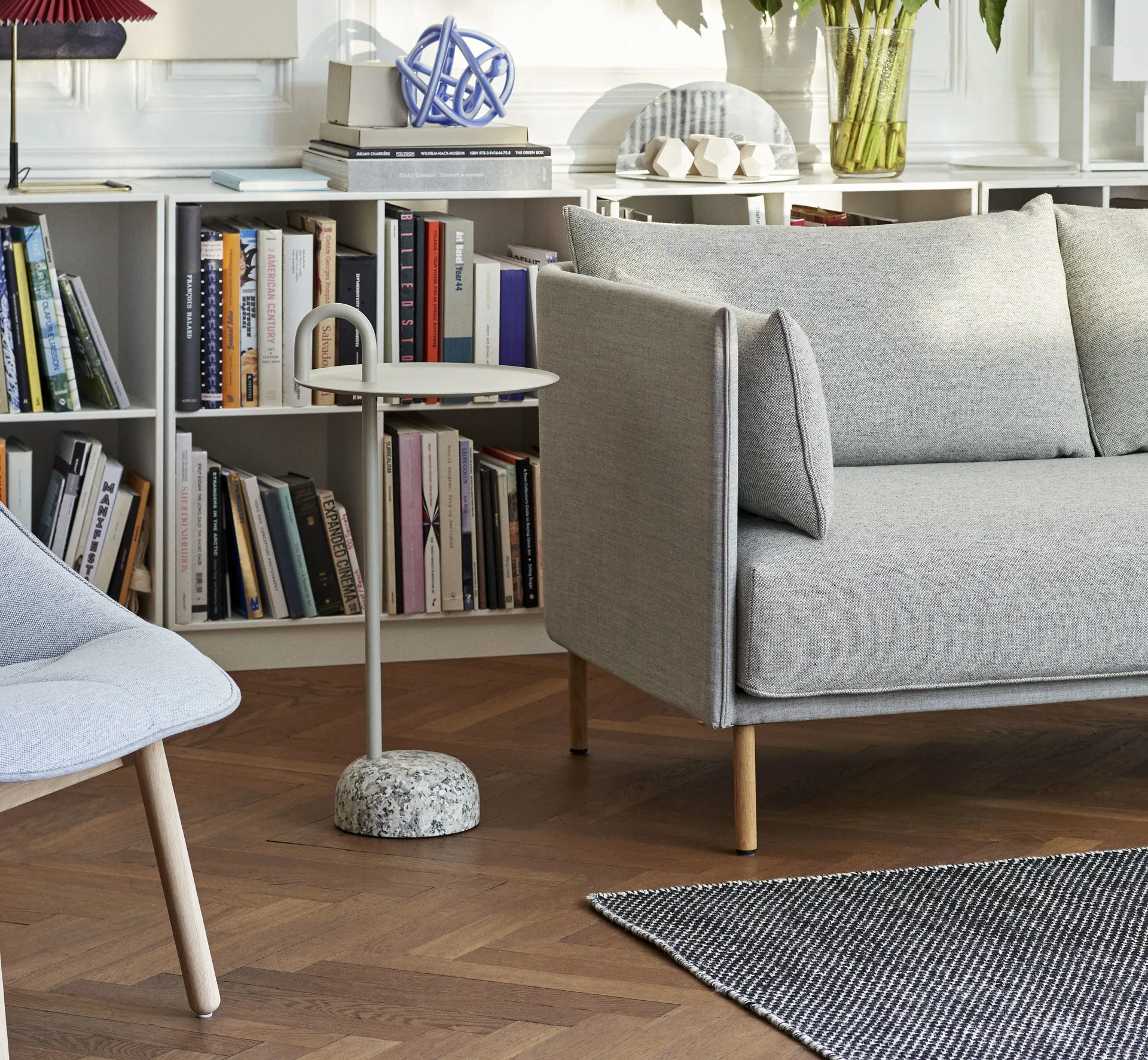 Mesa lateral Bowler, Beige-granite HAY