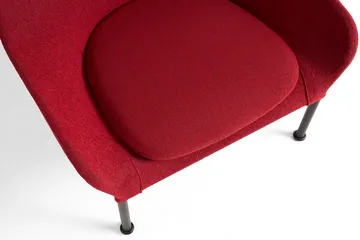 O2 Lounge Chair poltrona - vermelho suave-aço lacado preto - HAY