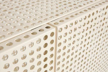 Perforated Cabinet armário grande - Casca de ovo - HAY
