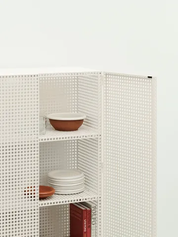 Perforated Cabinet armário grande - Casca de ovo - HAY