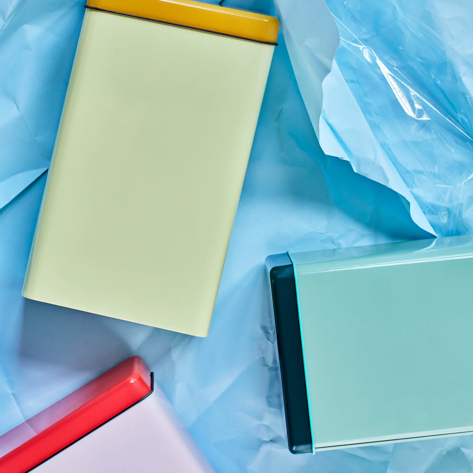 Recipiente de metal Tin by Sowden, Rosa  HAY