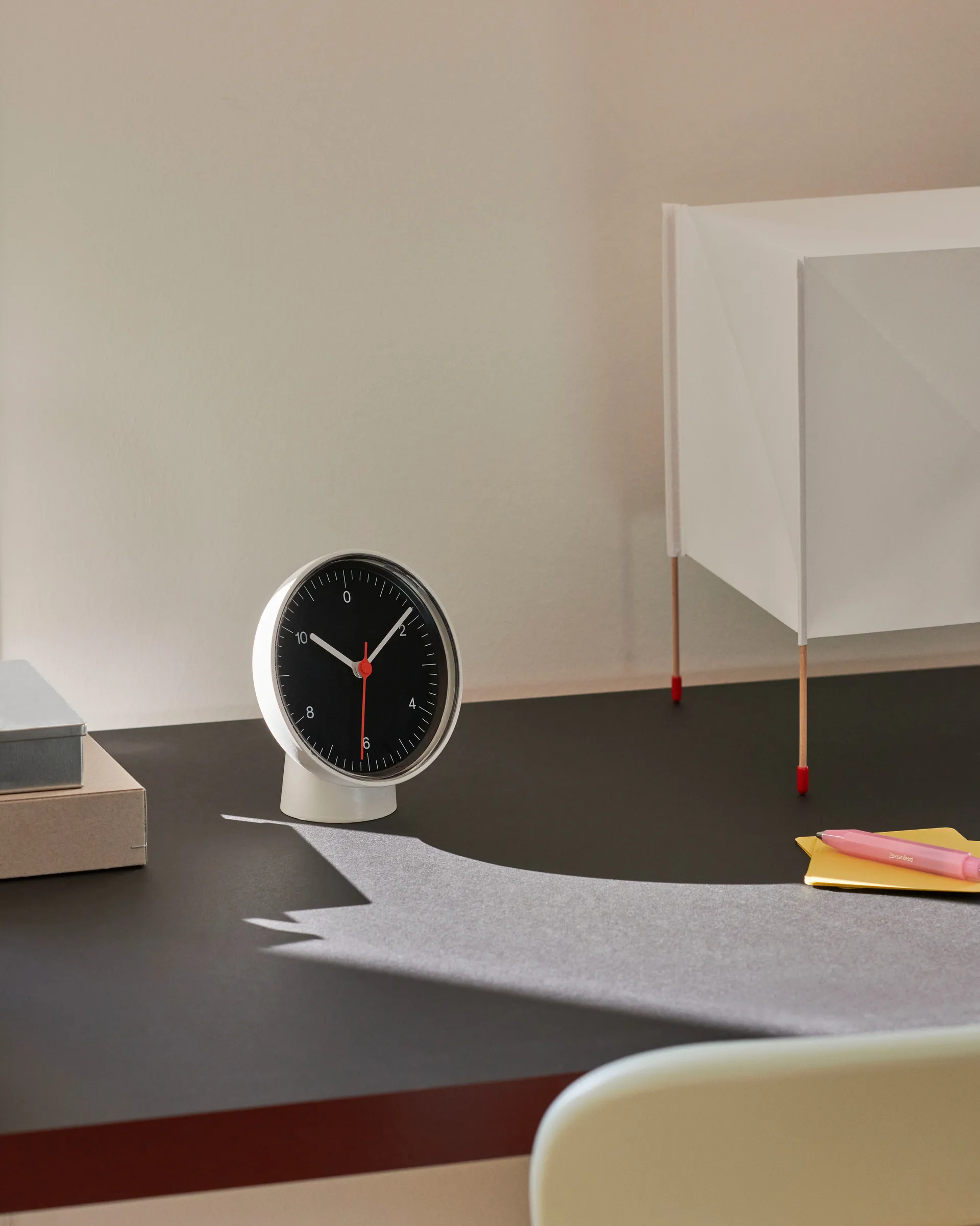  Relógio de Parede/Mesa Table Clock ​, Branco​ HAY