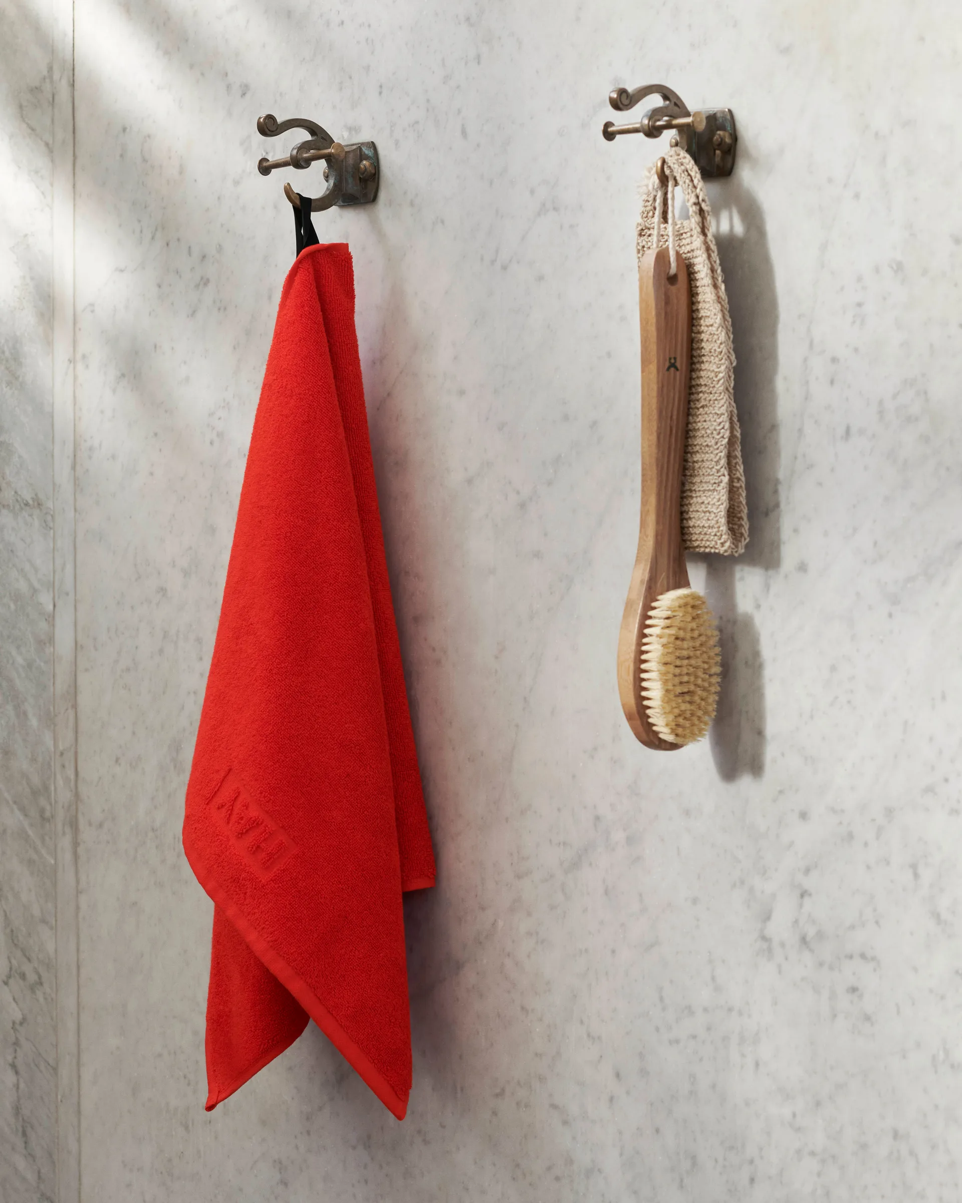 Toalha de banho Mono 50x90 cm, Vermelho Poppy HAY