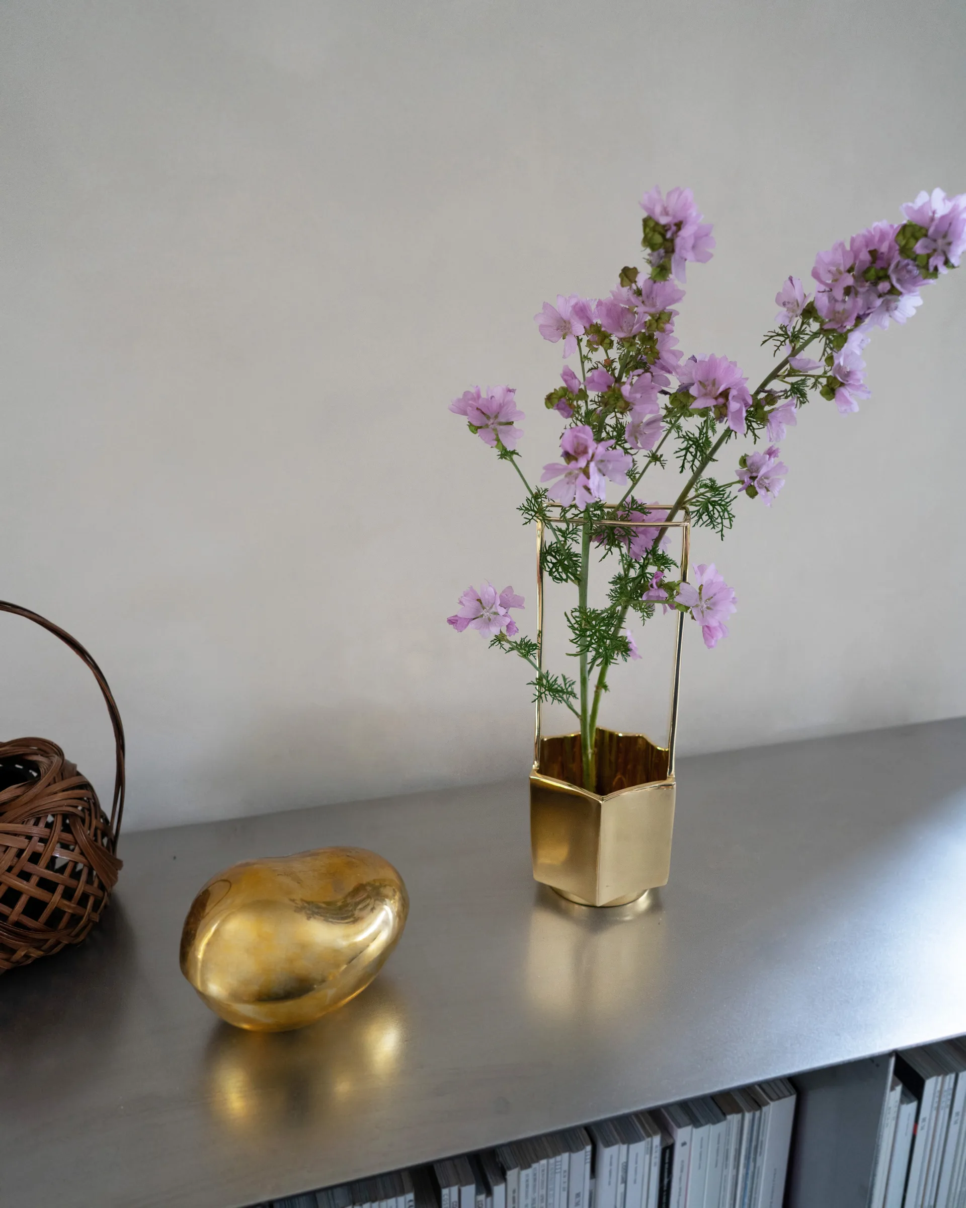 Ikebana vaso 30 cm, Latão Hein Studio