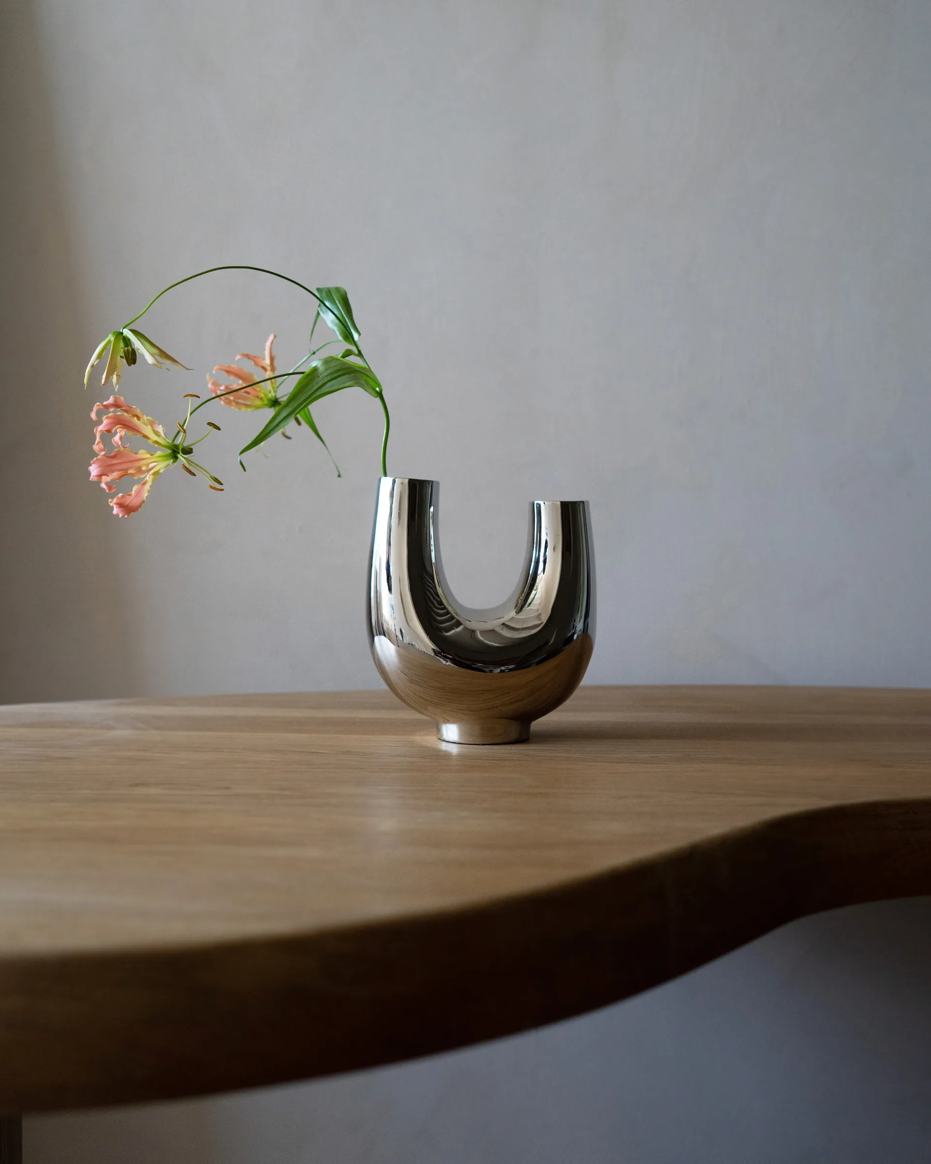 Kenzan vaso, Níquel Hein Studio