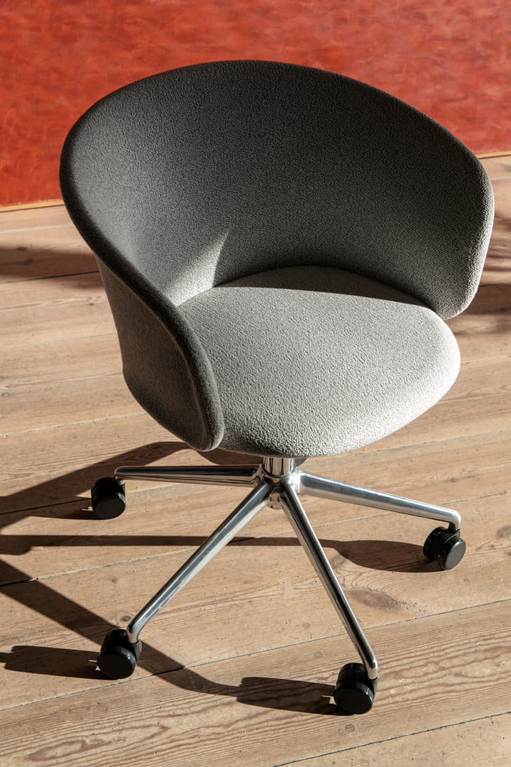 Cadeira de escritório Kendo Swivel com 5 rodas, Porcelain-polished aluminium Hem