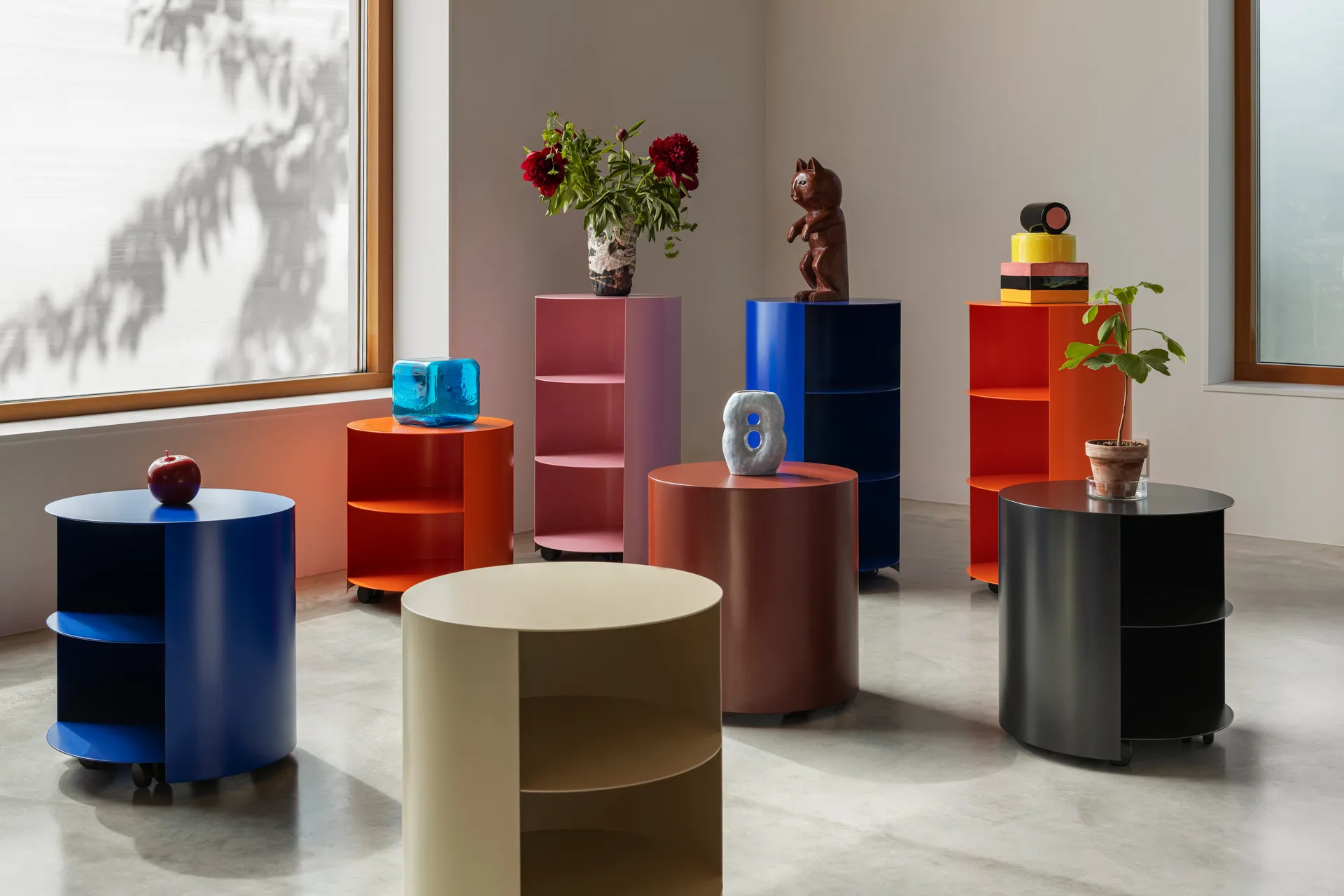 Mesa lateral Hide Ø38x41 cm, Red brown textured Hem