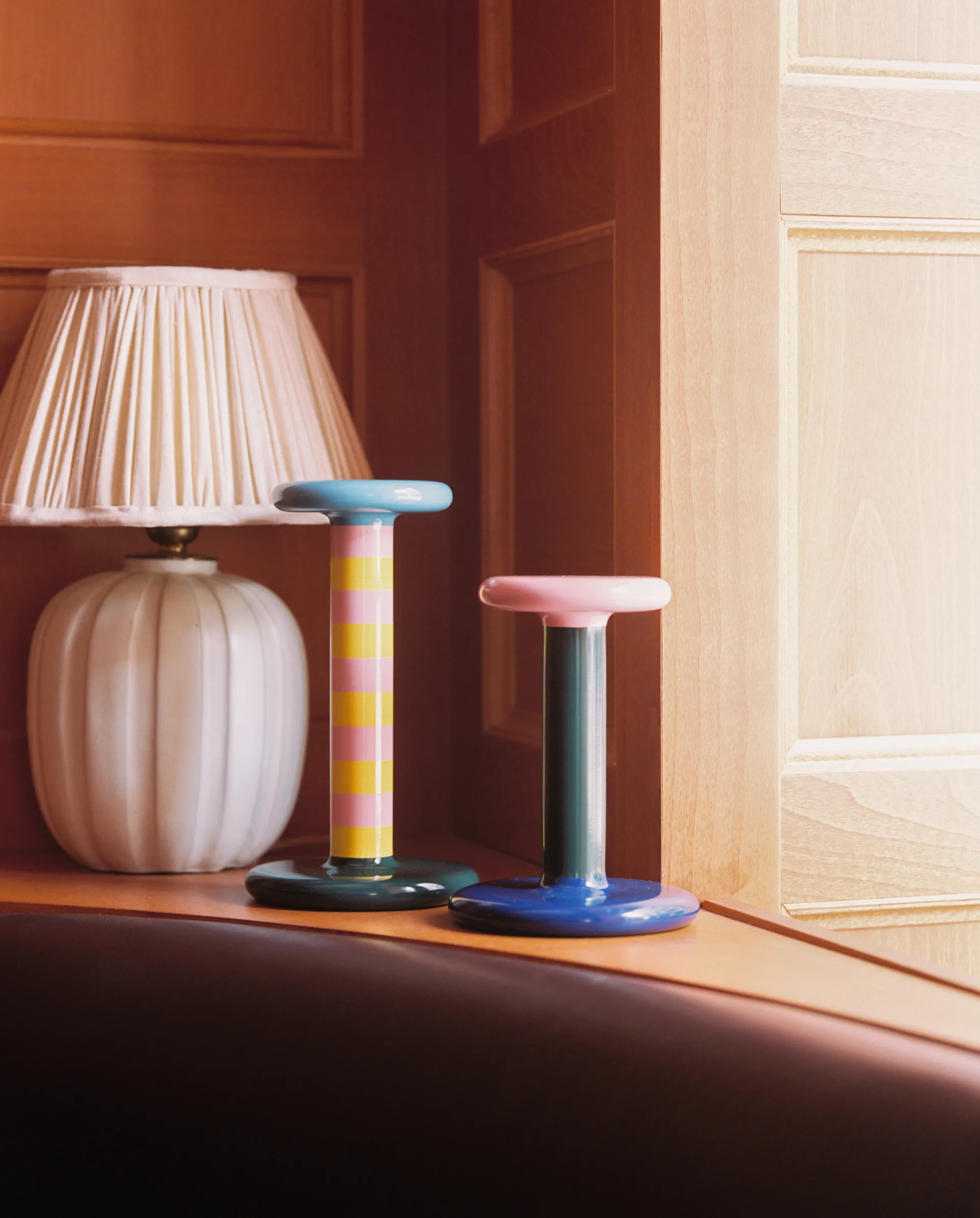 Suporte de velas Pesa Medium 18 cm, Pink-black green-night blue Hem