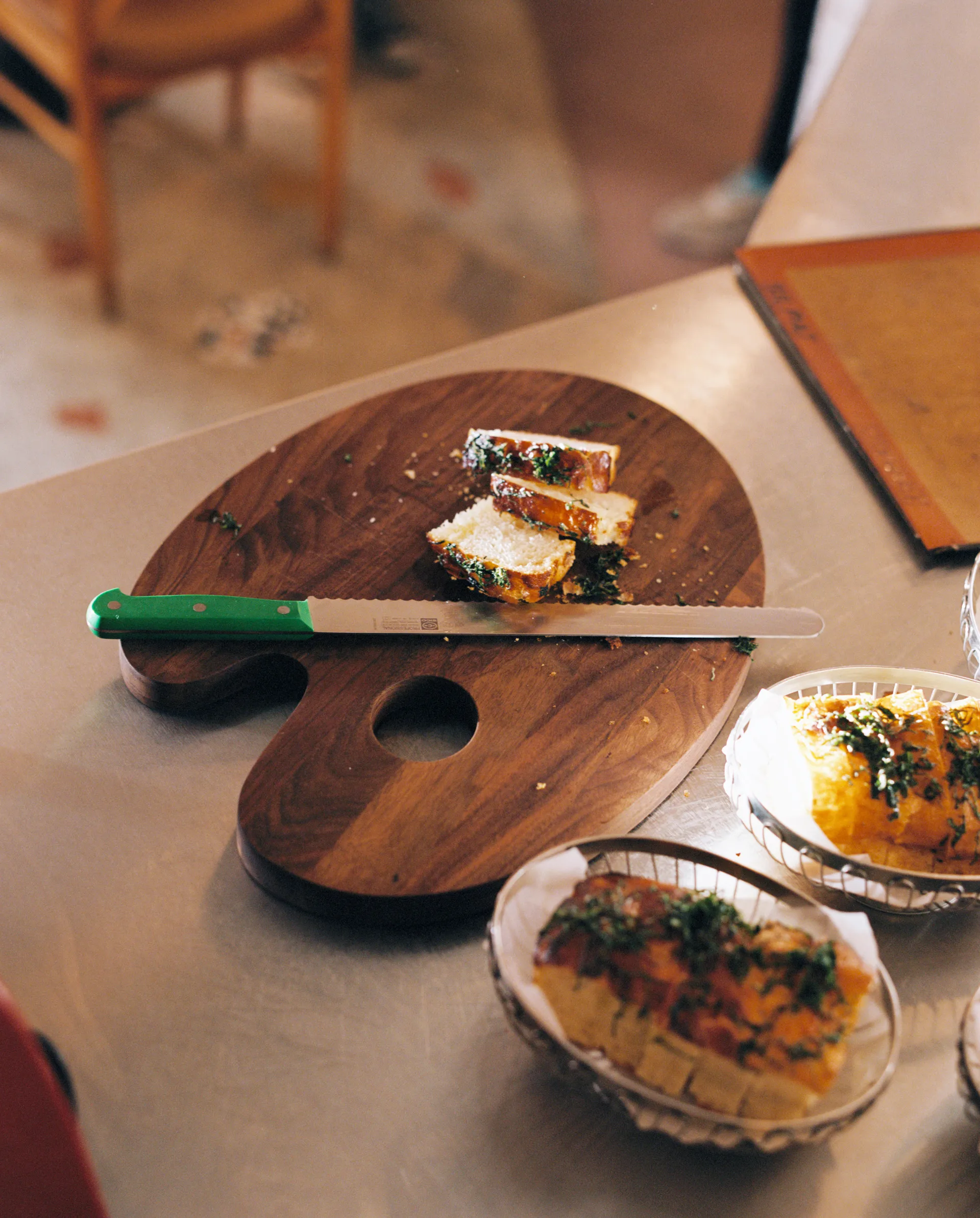 Tábua de cortar Palette Small 24x34 cm, Nogueira Hem