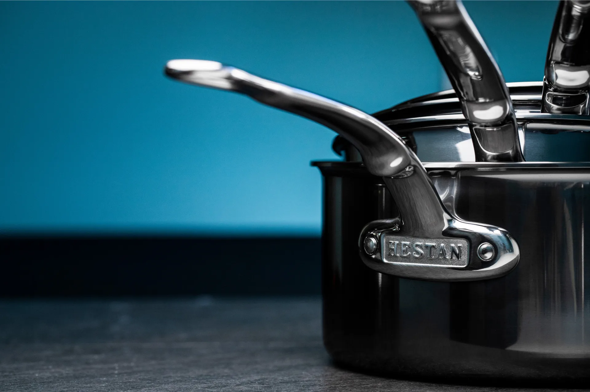 Hestan Nanobond panela com tampa, 2,8 L Hestan