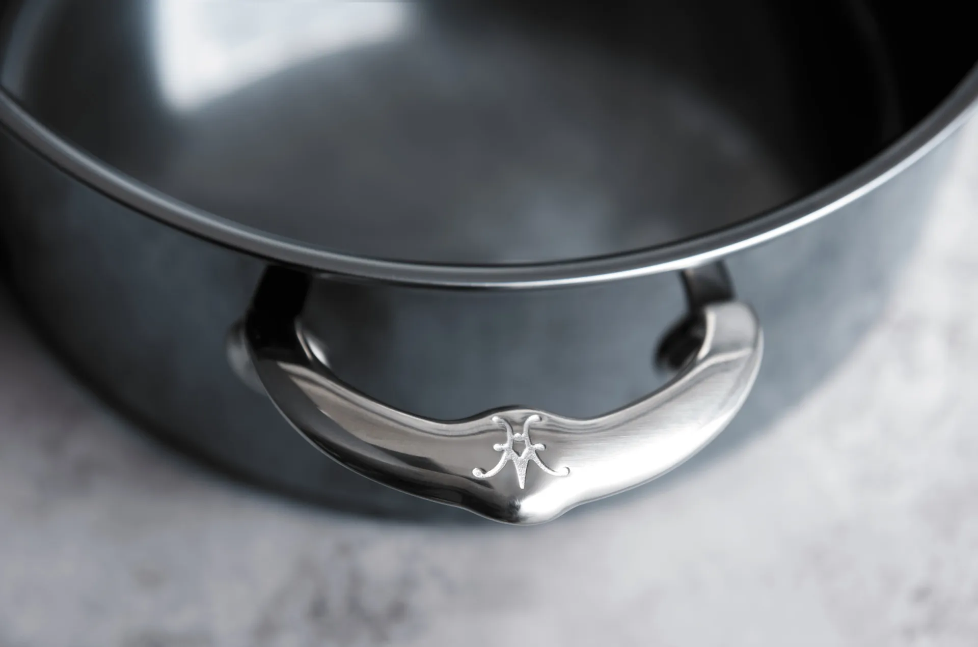 Hestan Nanobond panela de sopa com tampa 2,8 L, Aço inoxidável Hestan