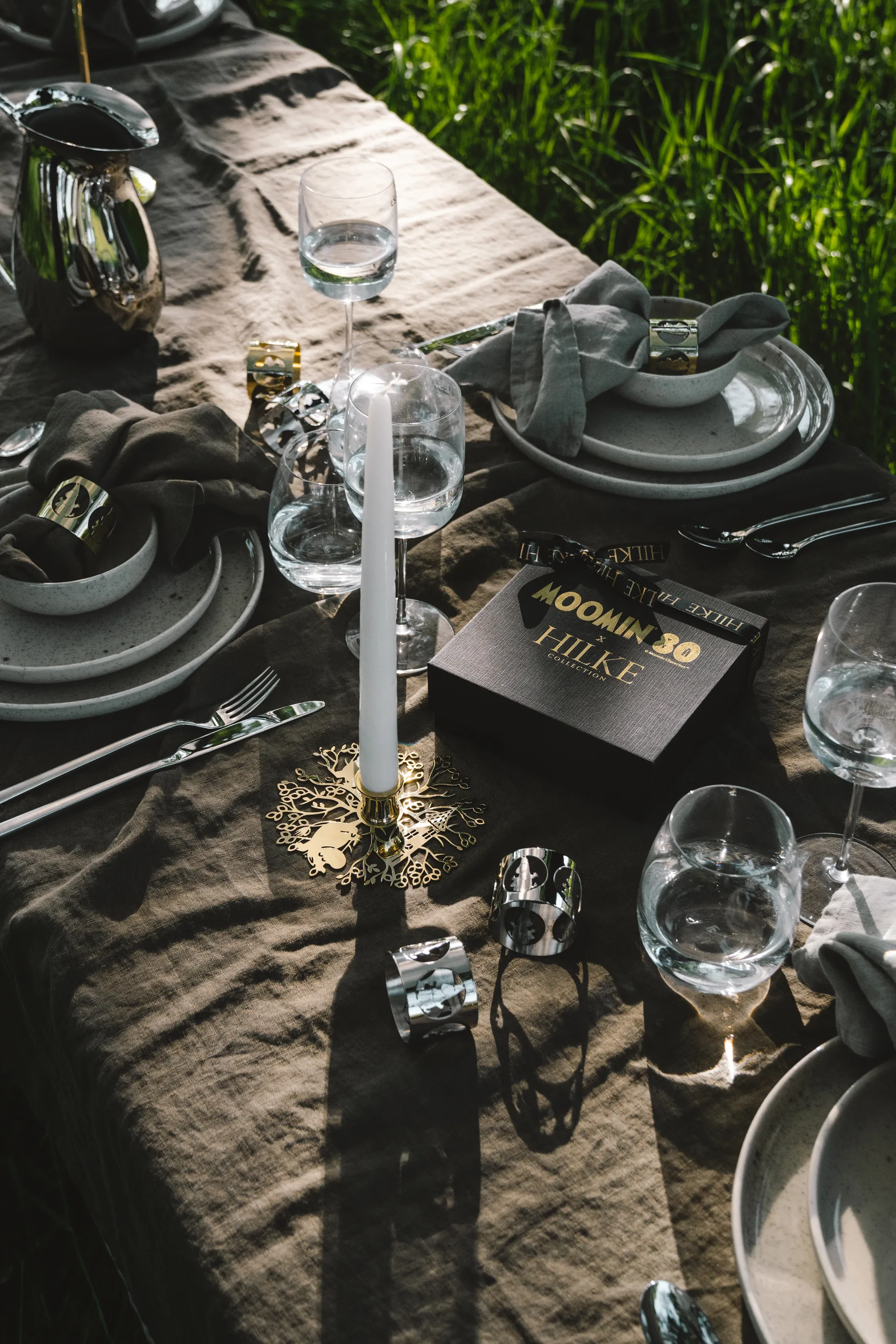 Anéis de guardanapo Hilke X Mumin Moominmamma 2 un., Latão Hilke Collection