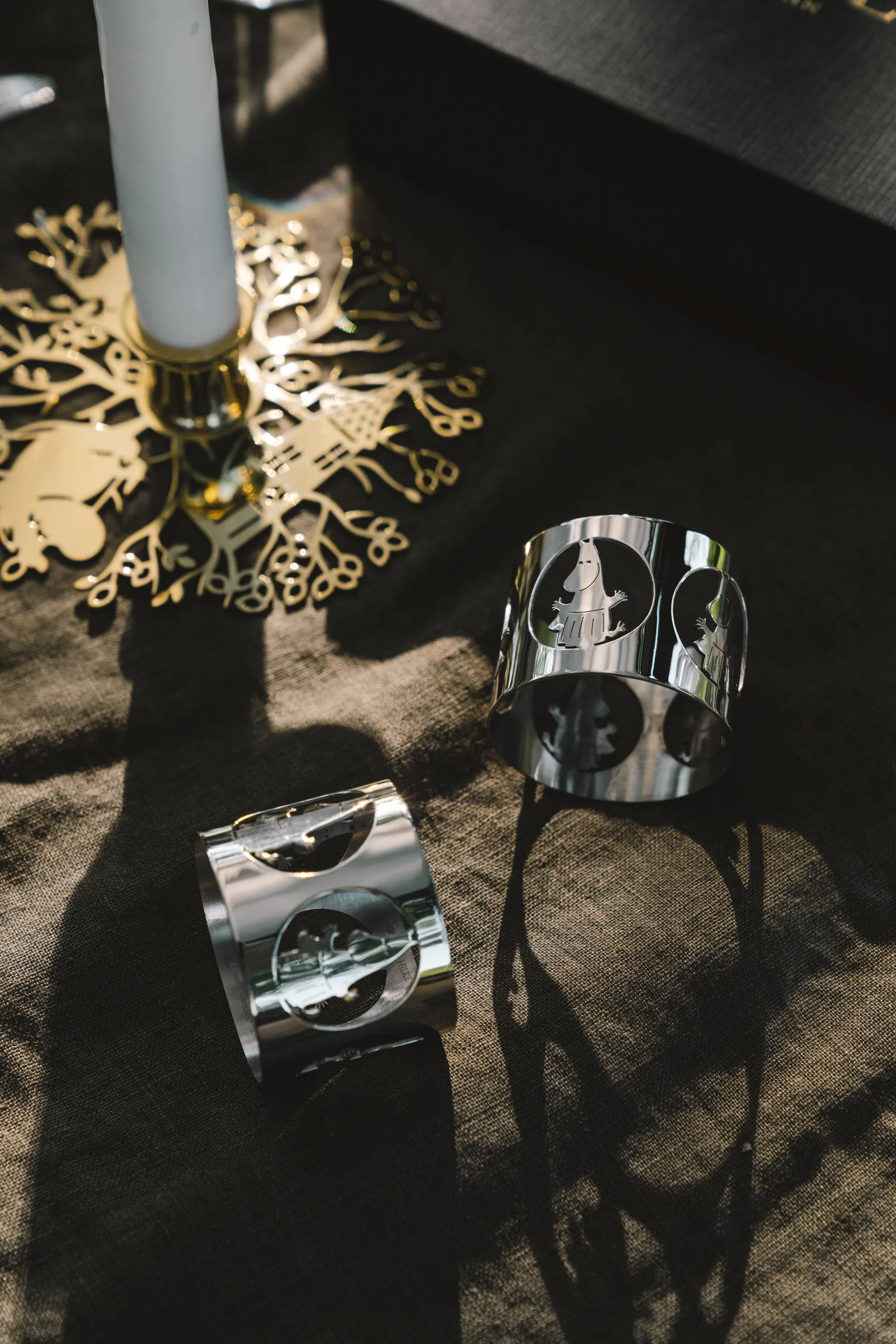 Anéis de guardanapo Hilke X Mumin Moominmamma 2 un., Níquel-escovado Hilke Collection