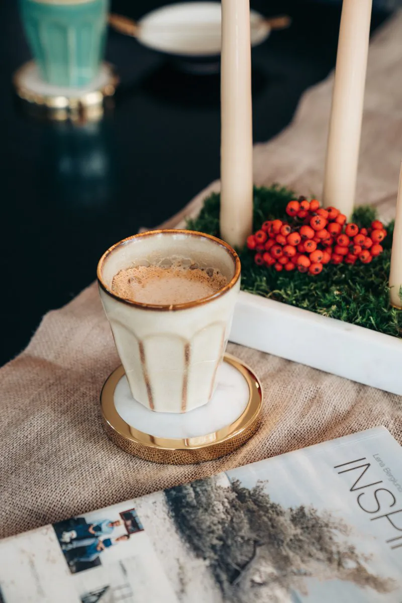 Base para copos Hilke Collection 4 un., mármore branco-latão maciço Hilke Collection