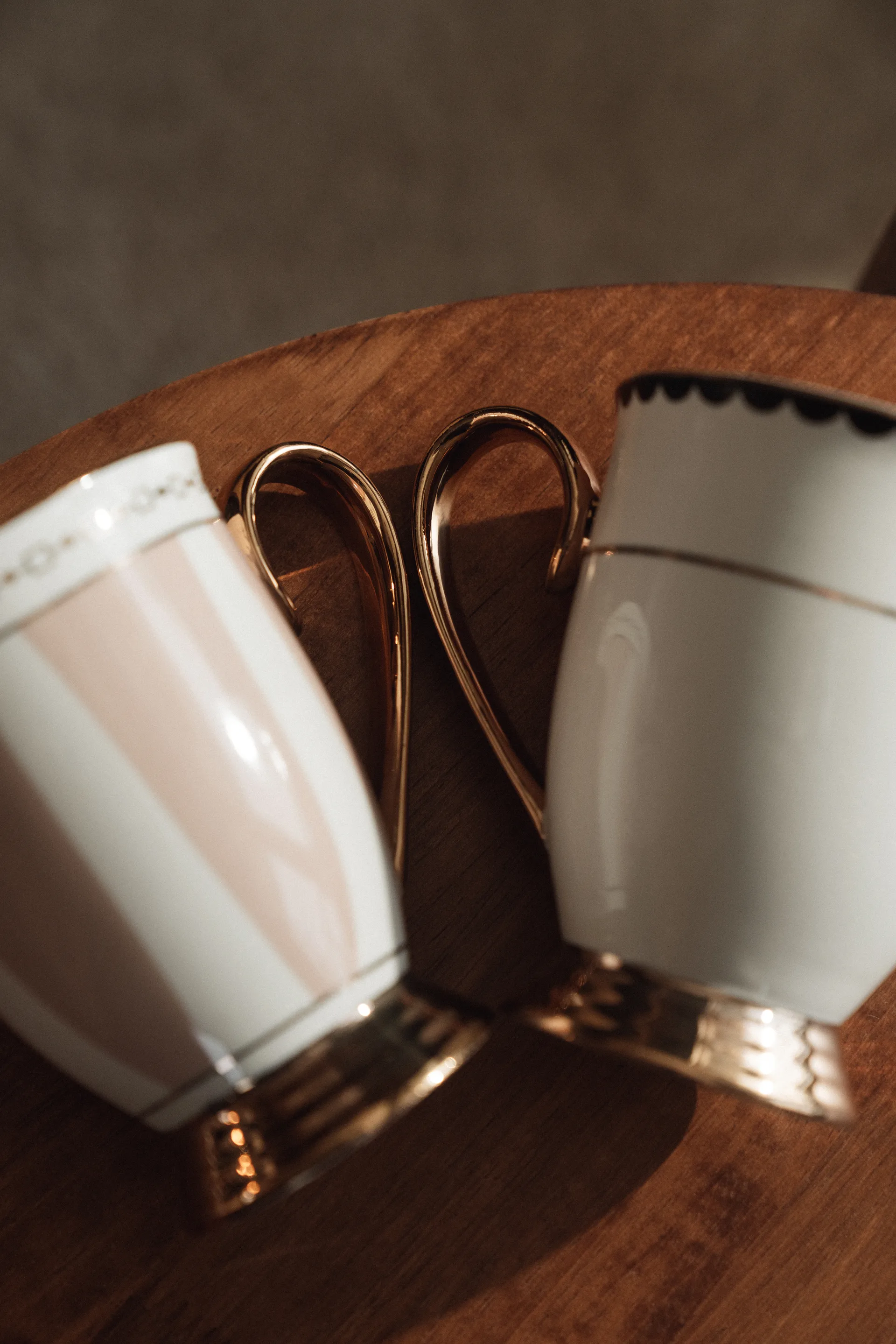 Chávena Strisce Rosa 28 cl, Rosa-branco-dourado Hilke Collection