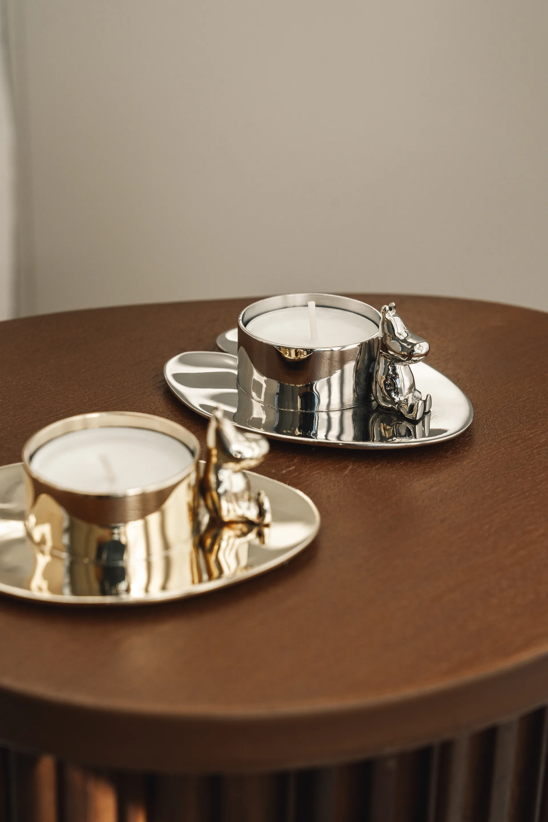 Hilke X Mumin No.3 suporte para vela, Latão niquelado Hilke Collection