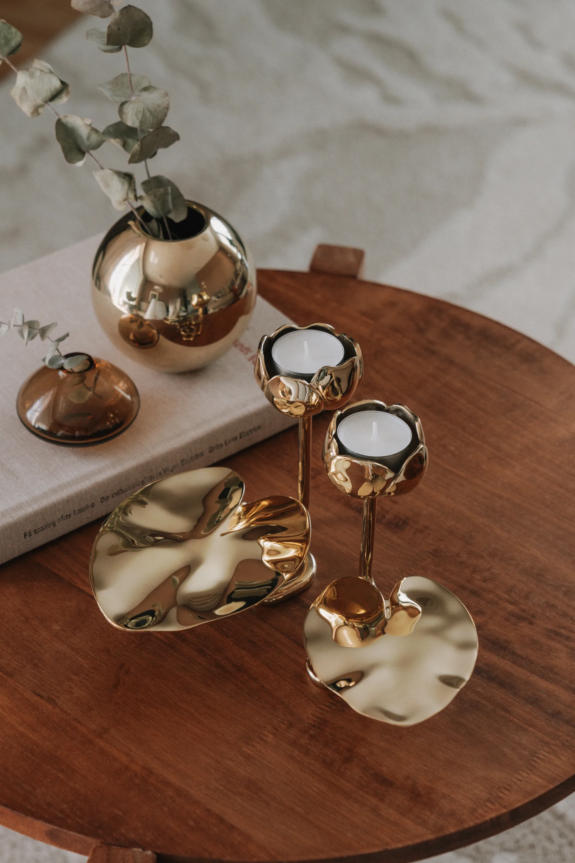 Ninfea No.1 suporte para vela, Bronze Hilke Collection