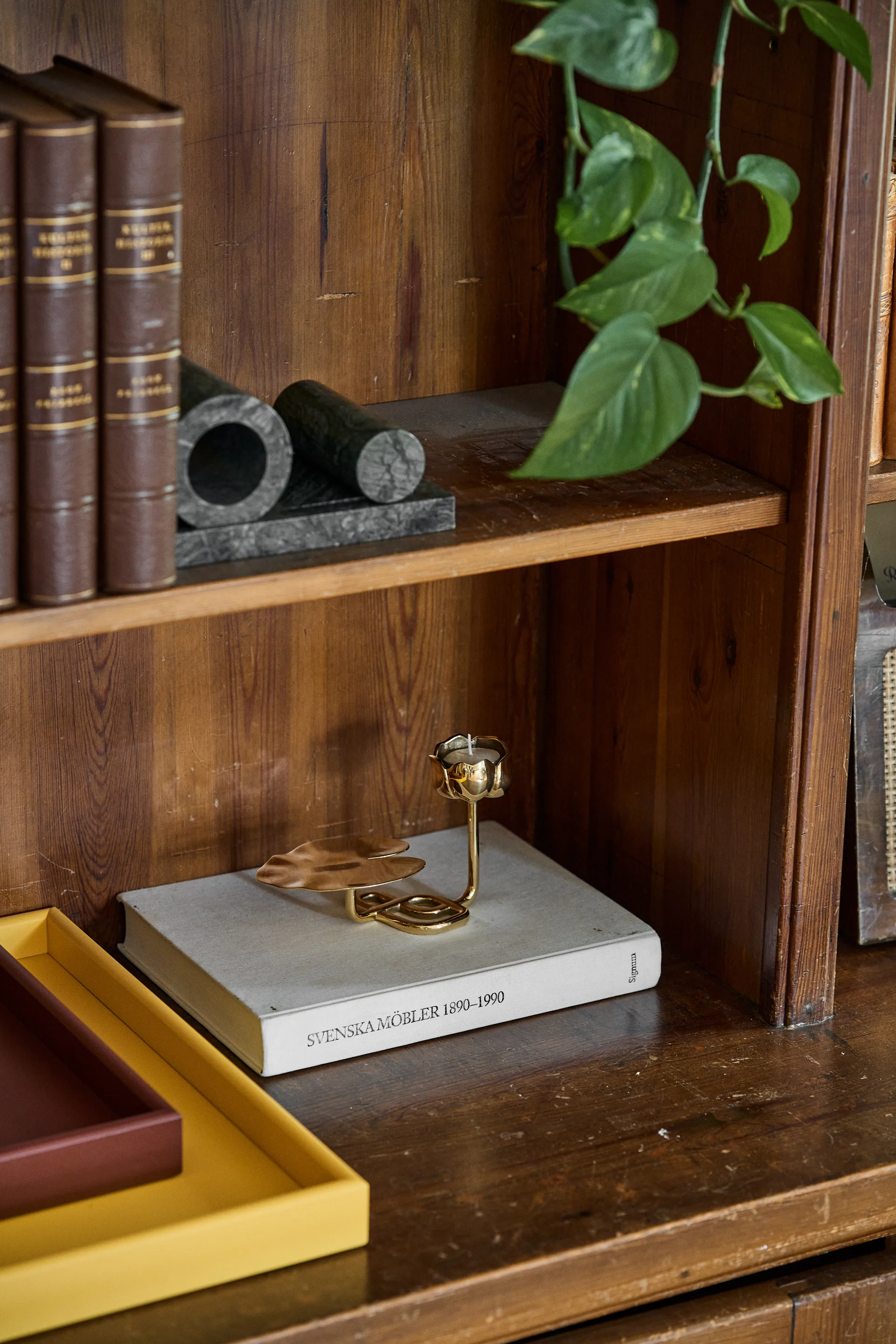 Ninfea No.1 suporte para vela, Bronze Hilke Collection