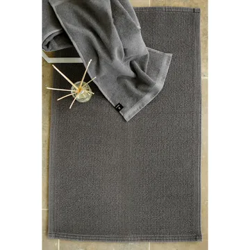Love tapete de casa de banho 70x110 cm - Nickel (cinza) - Himla
