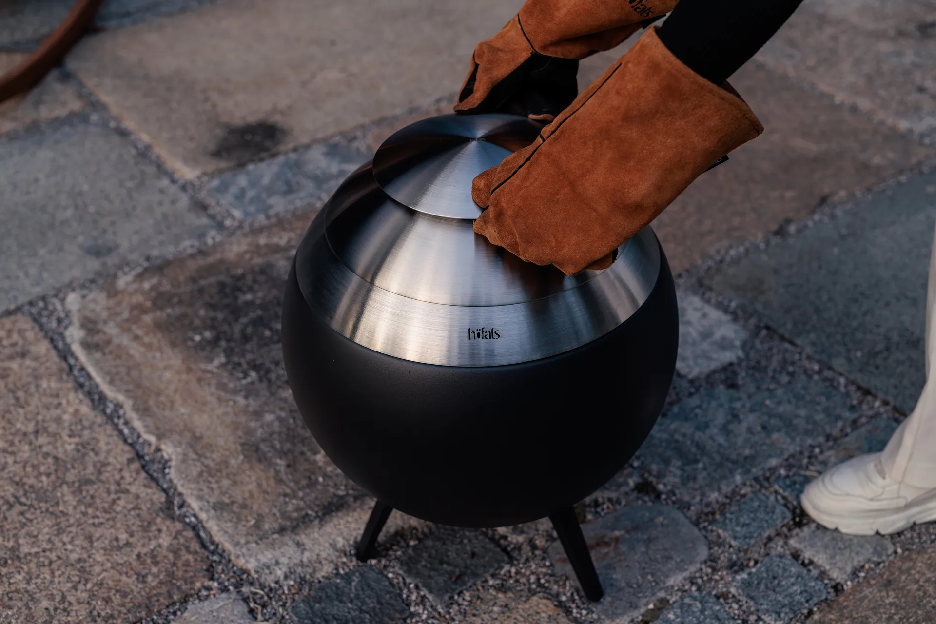 MOON 45 lock, Prata Höfats