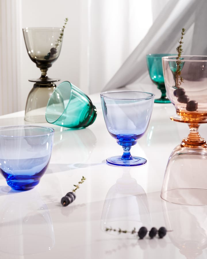 Copo de água Flow 35 cl, Azul escuro Holmegaard