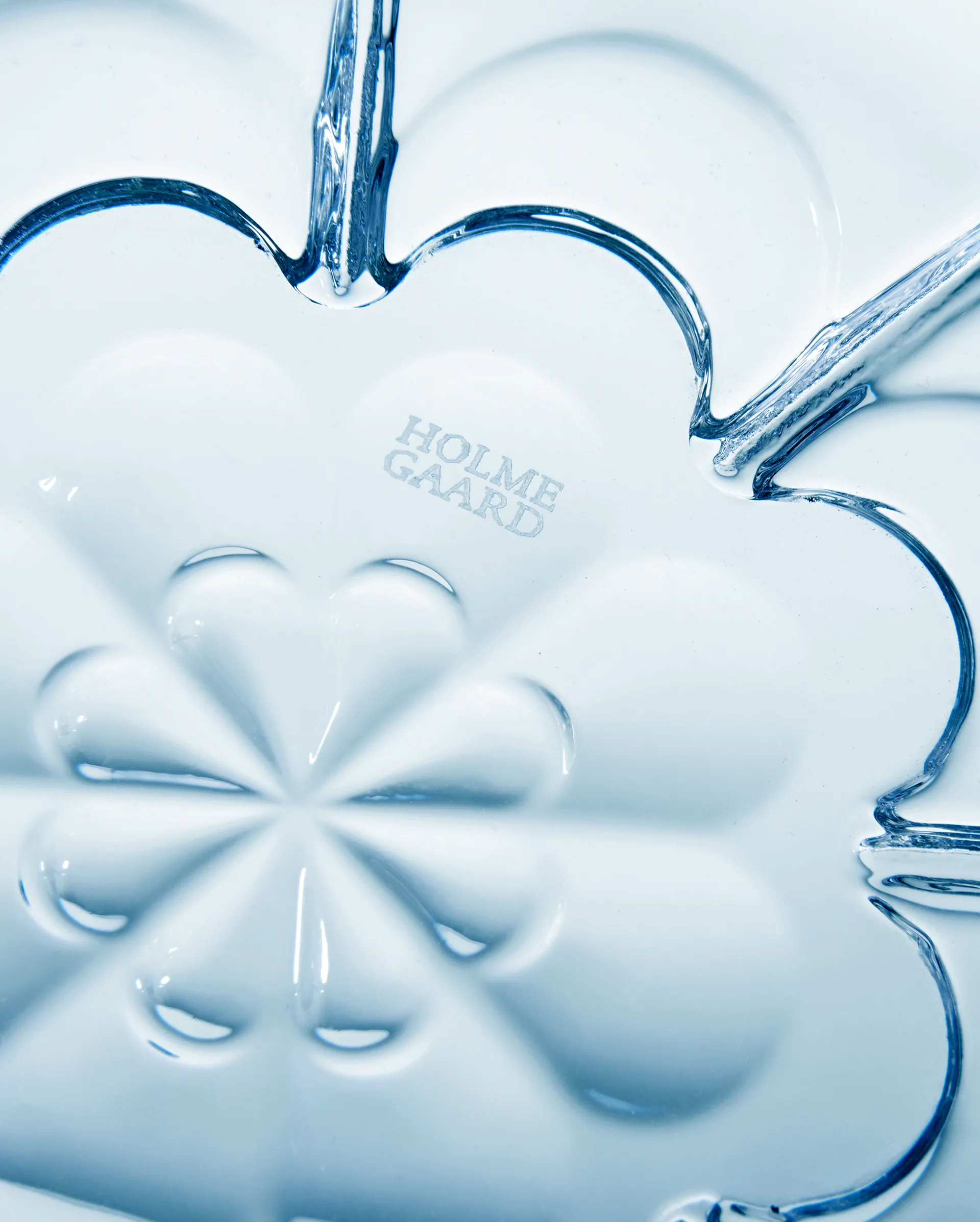 Lily tigela Ø23 cm, Azul iris Holmegaard