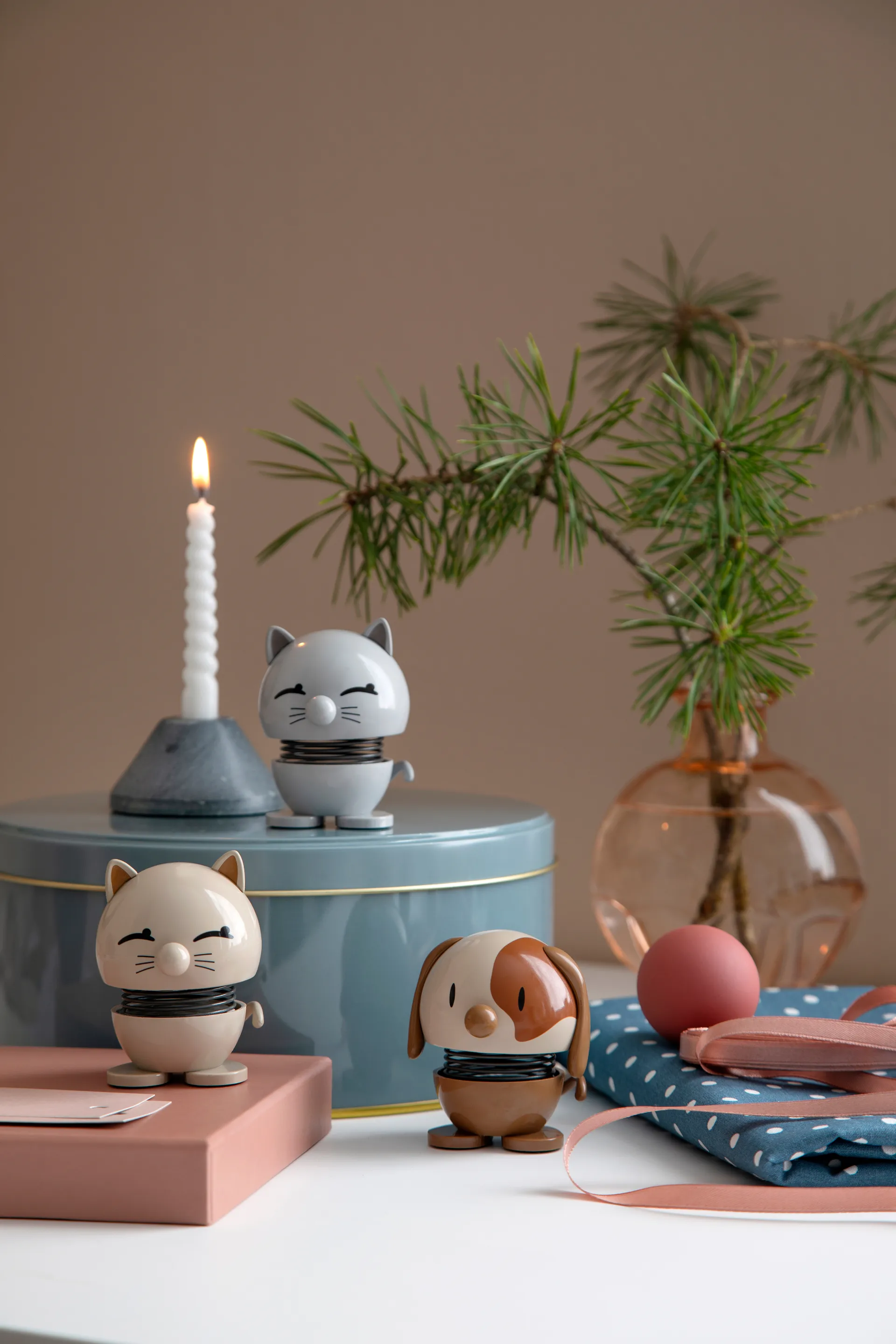 Figura gato Hoptimista 7,3 cm, cinzento claro  Hoptimist