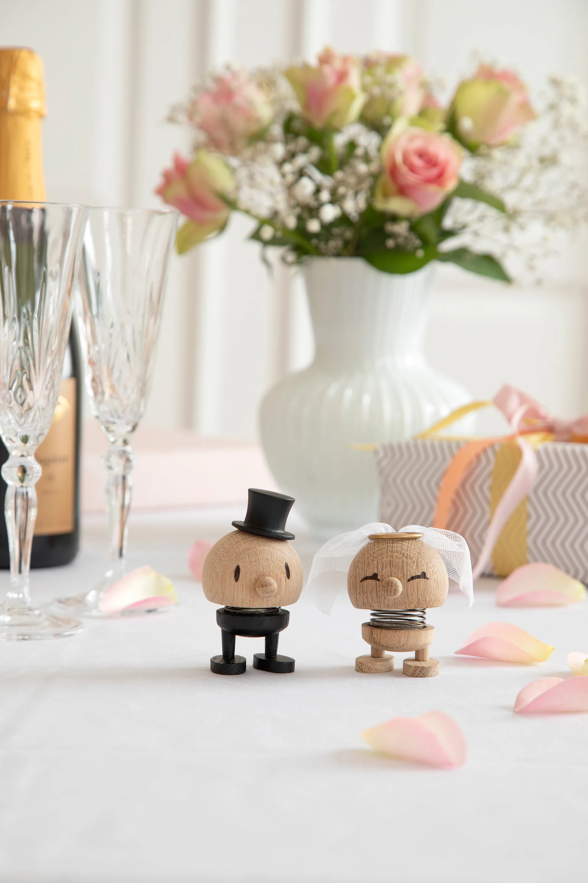 Figura Hoptimista Noiva S, Raw carvalho Hoptimist