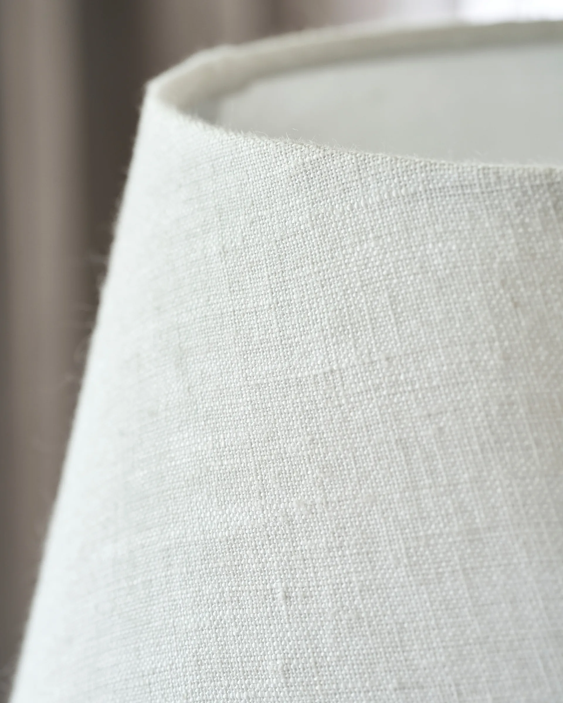 Abajur Bakra branco antiquado, Ø34 cm House Doctor