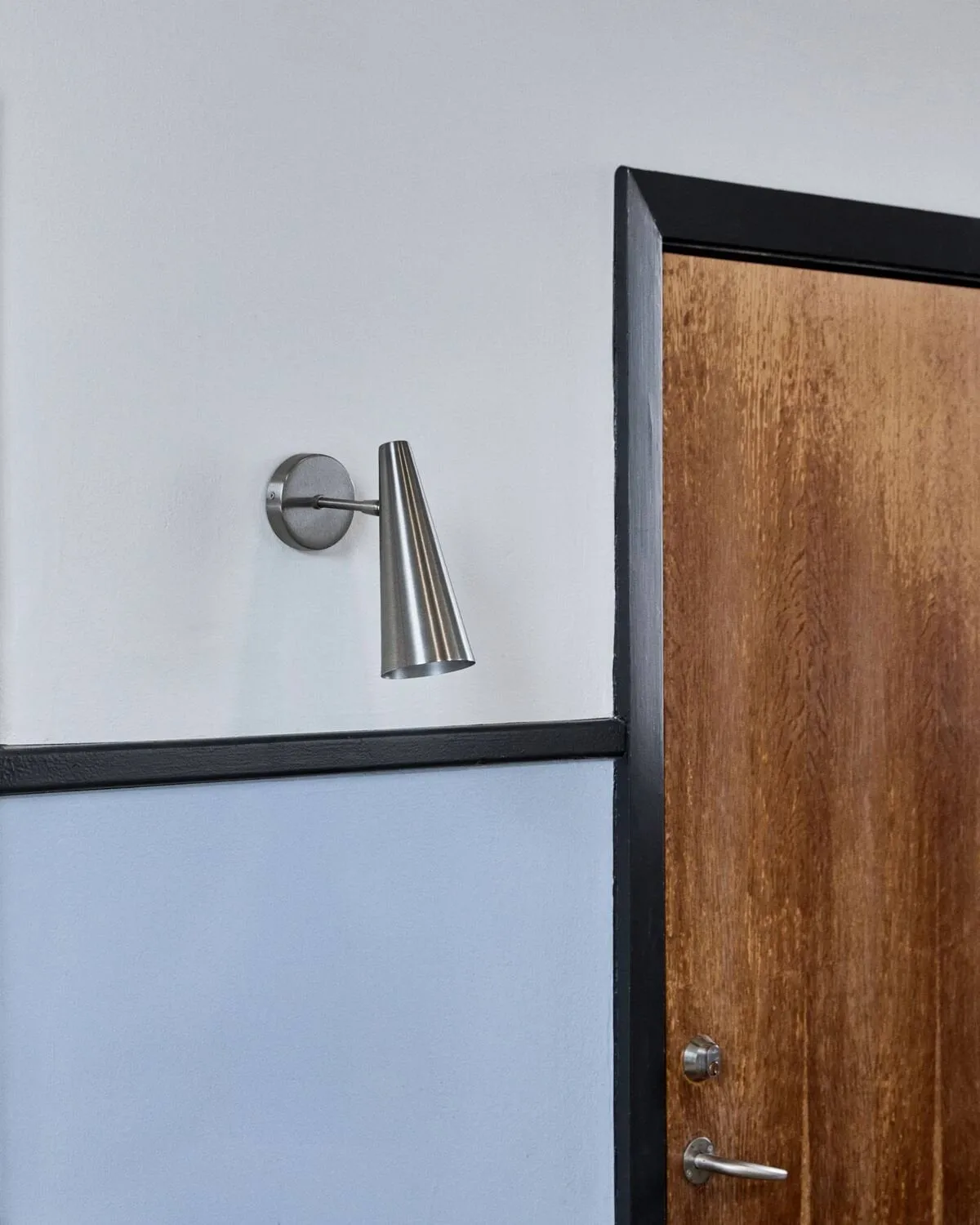 Candeeiro de parede Precise, Acabamento prateado House Doctor