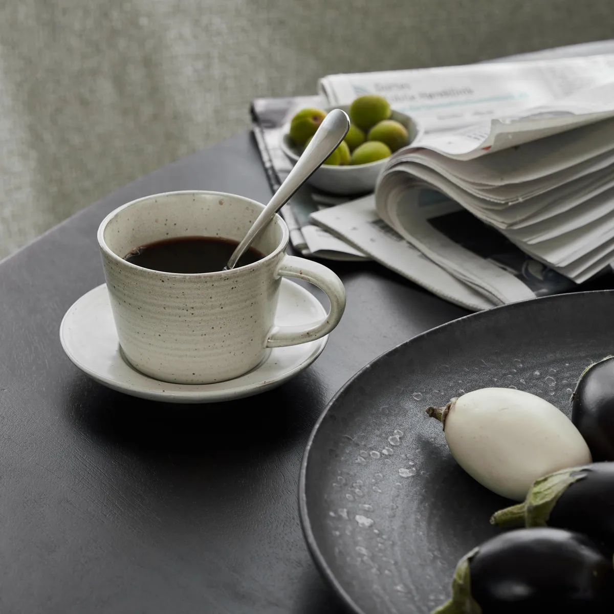 Chávena com pires Pion 23 cl, Cinzento-branco House Doctor