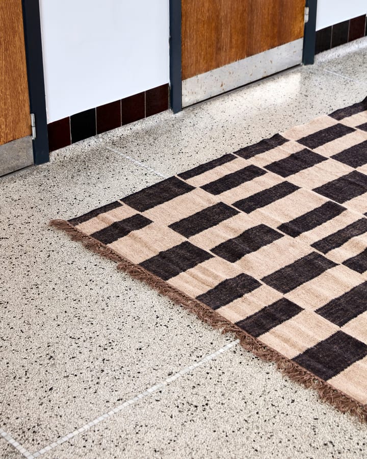 Graph tapete, Preto-natural, 160x230 cm House Doctor