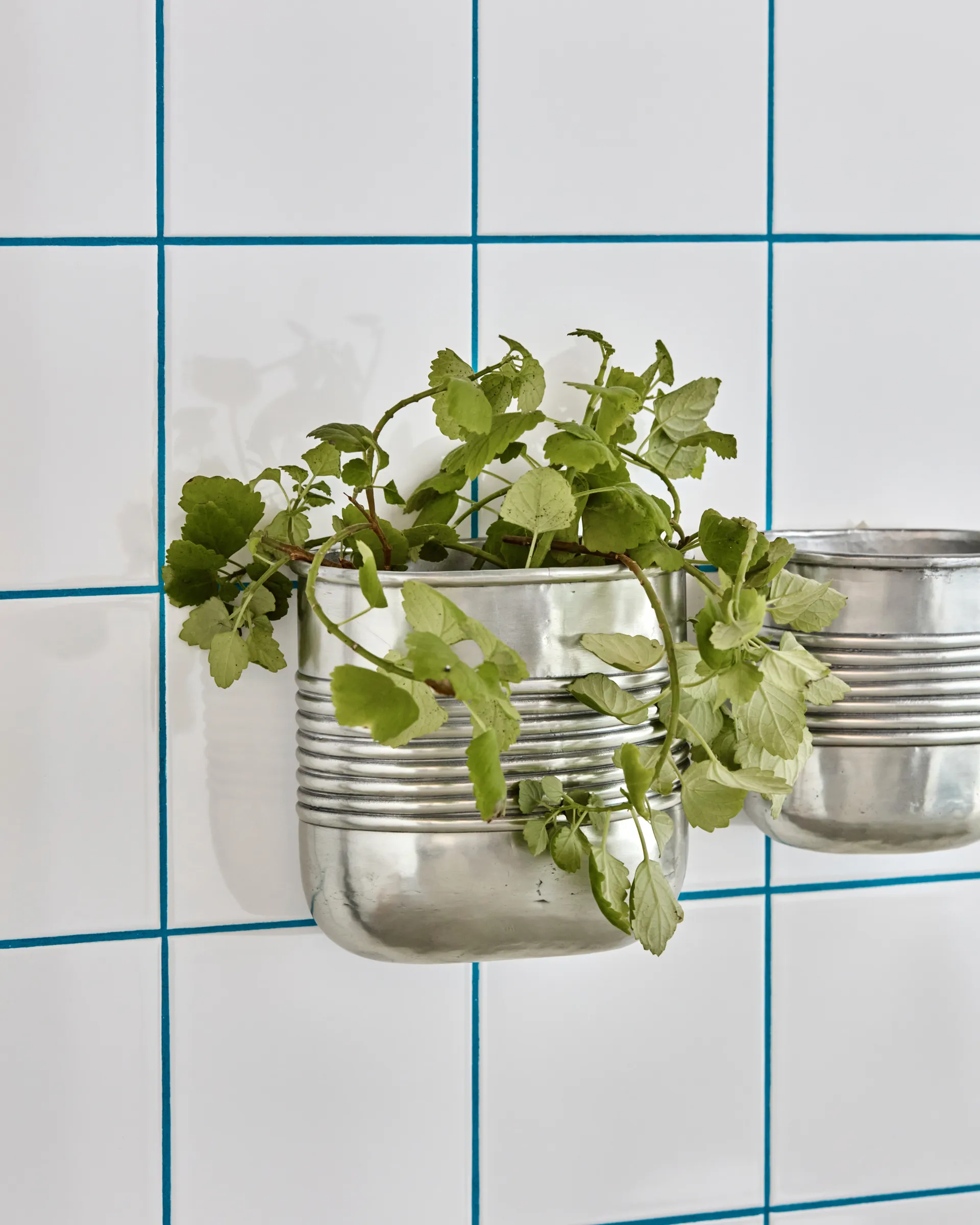 Groove vaso de alumínio oval 2 peças, Acabamento prateado antigo House Doctor