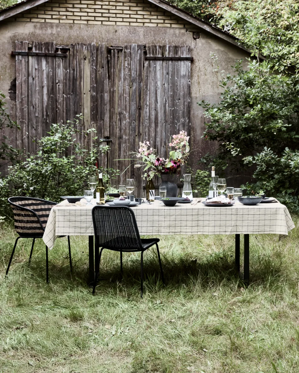 Join toalha de mesa 150x260 cm, Preto-branco sujo House Doctor