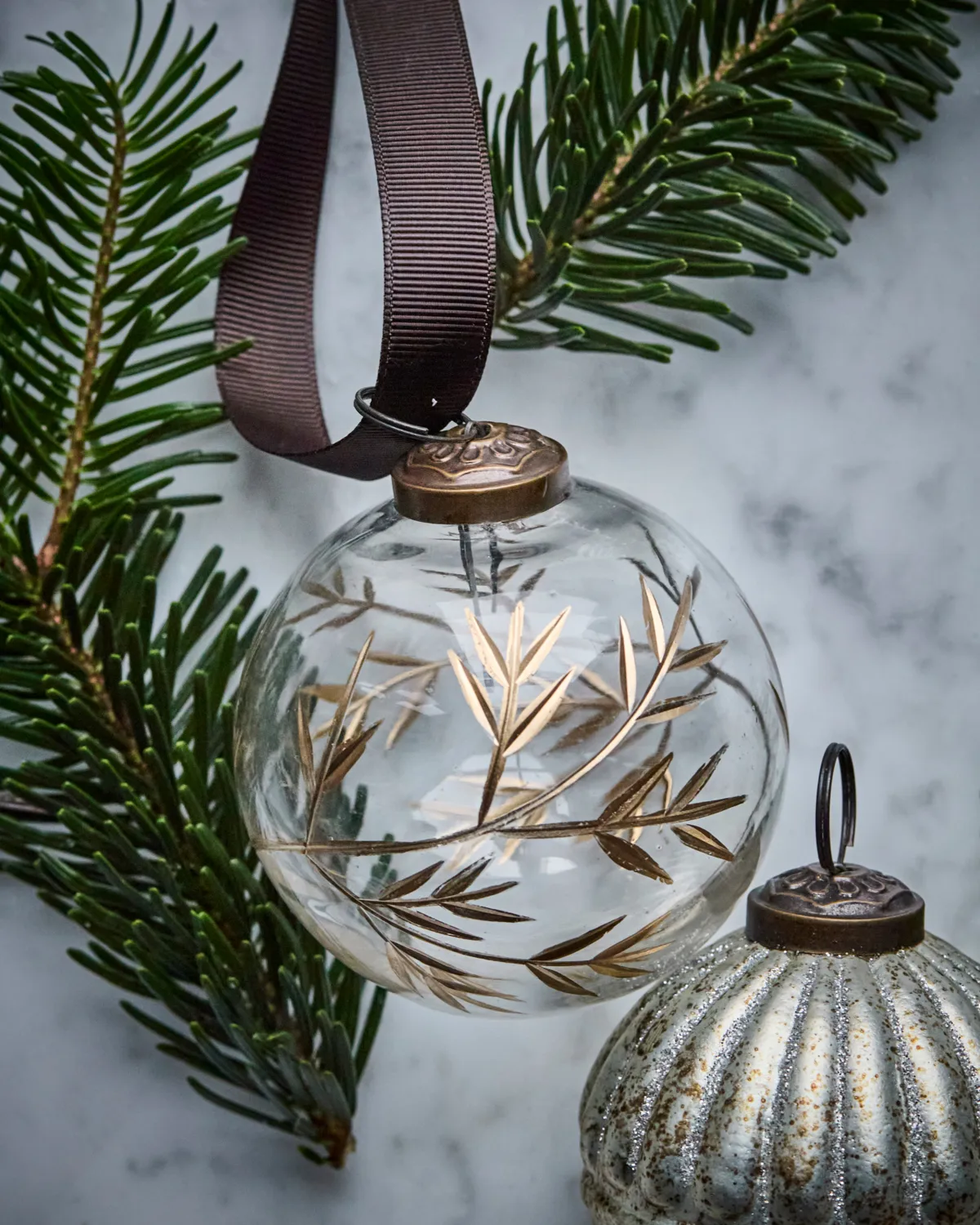 Leaf bola de Natal Ø7,5 cm 4 un., Claro-ouro House Doctor