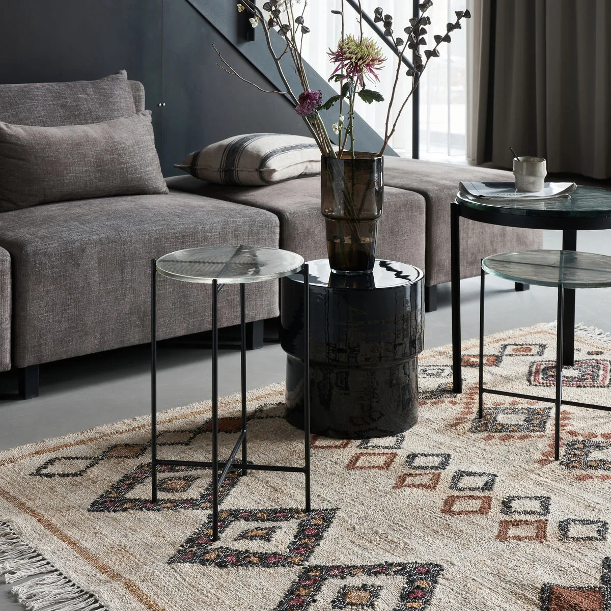 Mesa de apoio Tamu Ø32x50 cm, Preto-vidro House Doctor