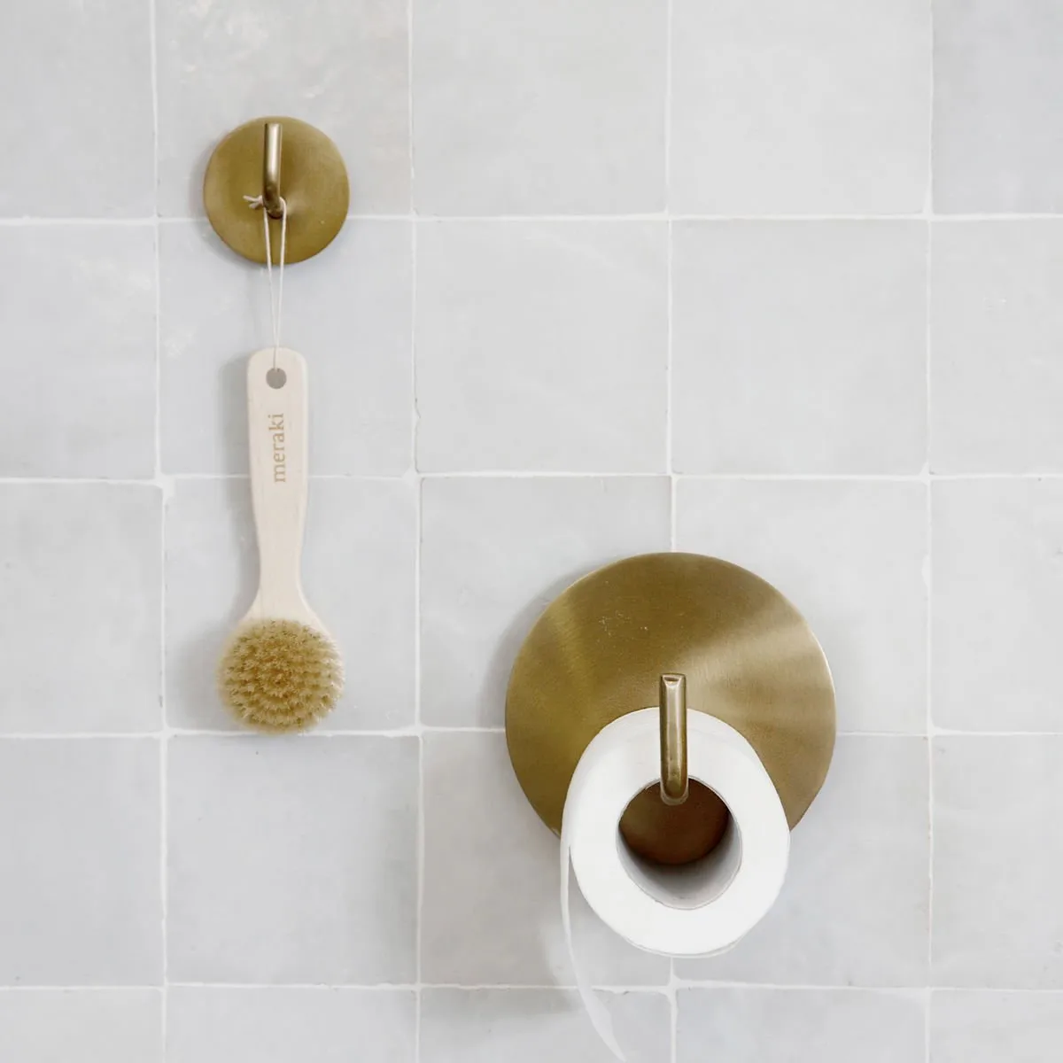 Porta rolos Text , latão House Doctor