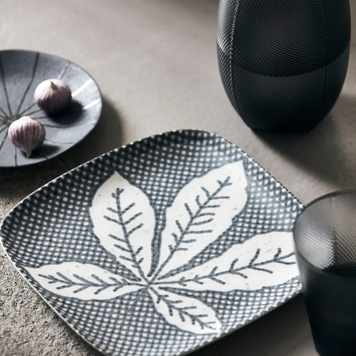 Prato Chestnut 21,6 cm, cinza-azul House Doctor