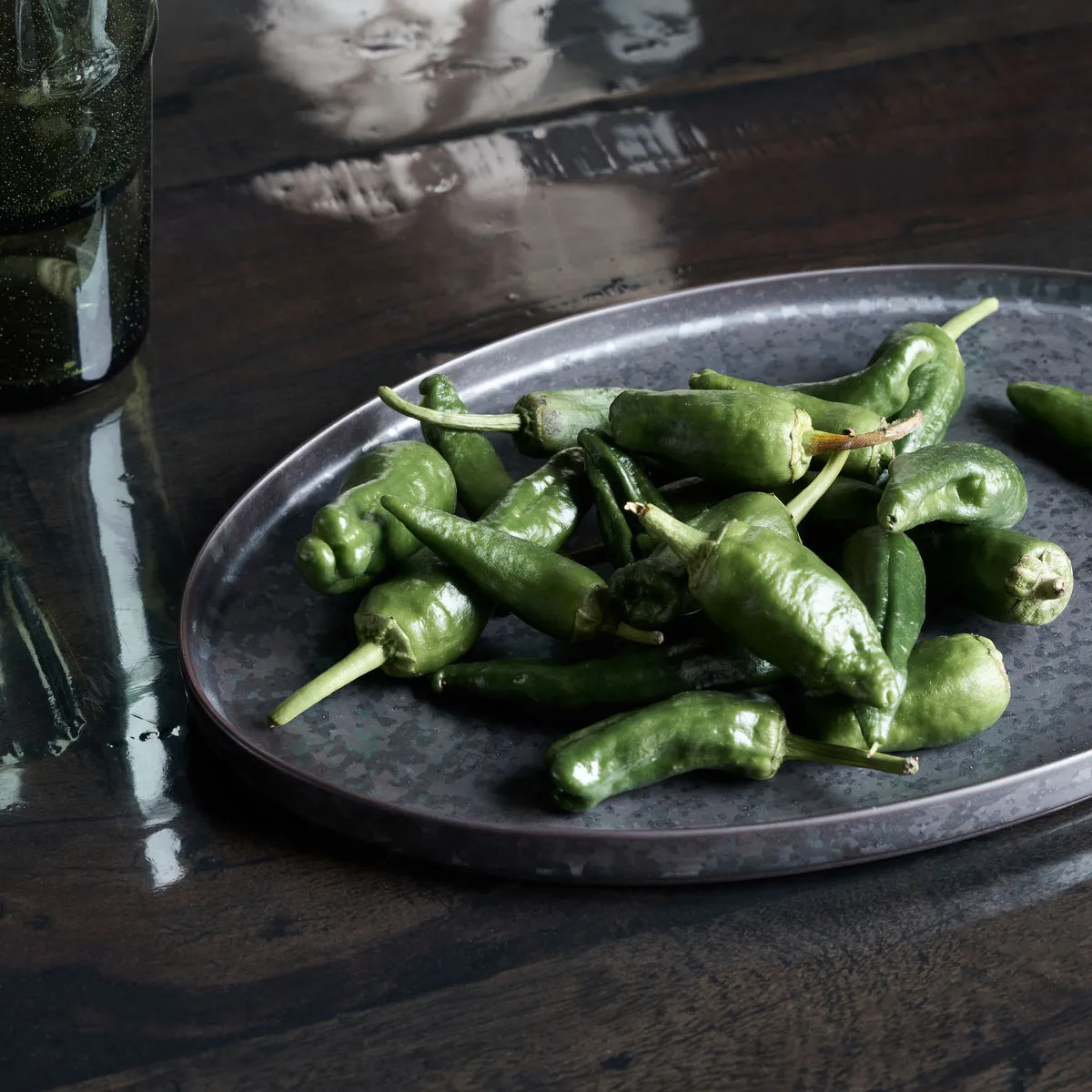 Prato de servir Pion 19,6x31 cm, Preto-castanho House Doctor