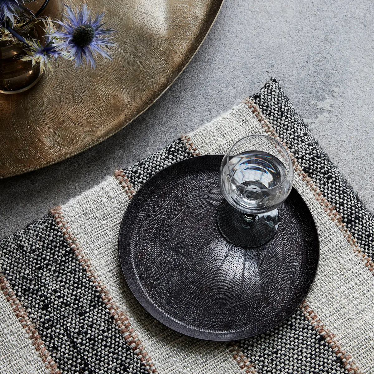 Tabuleiro Jhansi Ø24 cm, brown House Doctor