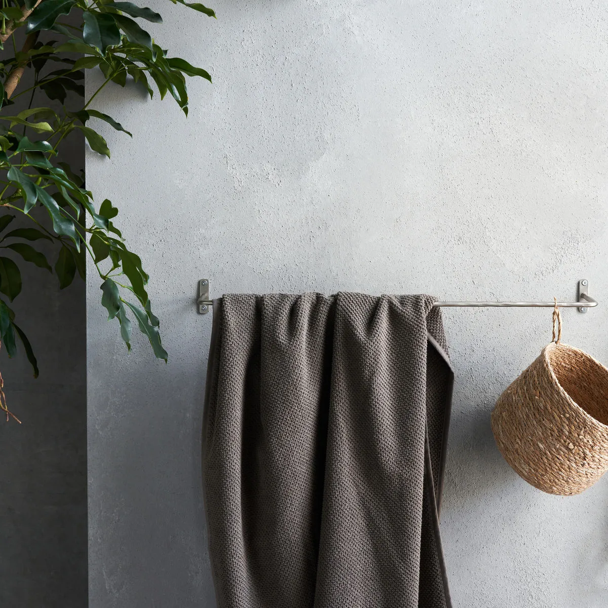 Toalheiro Welo 61,5 cm, Prateado escovado House Doctor