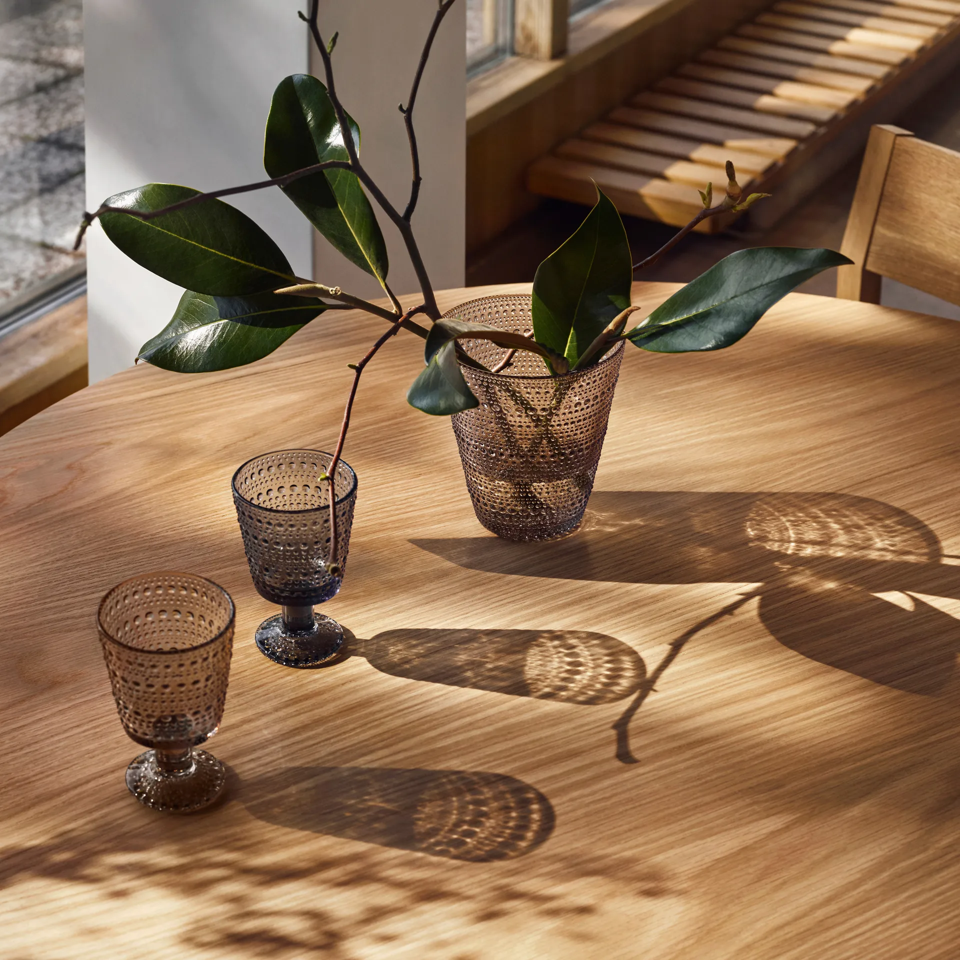 Copo com haste Kastehelmi 26 cl 2 un., dark grey Iittala